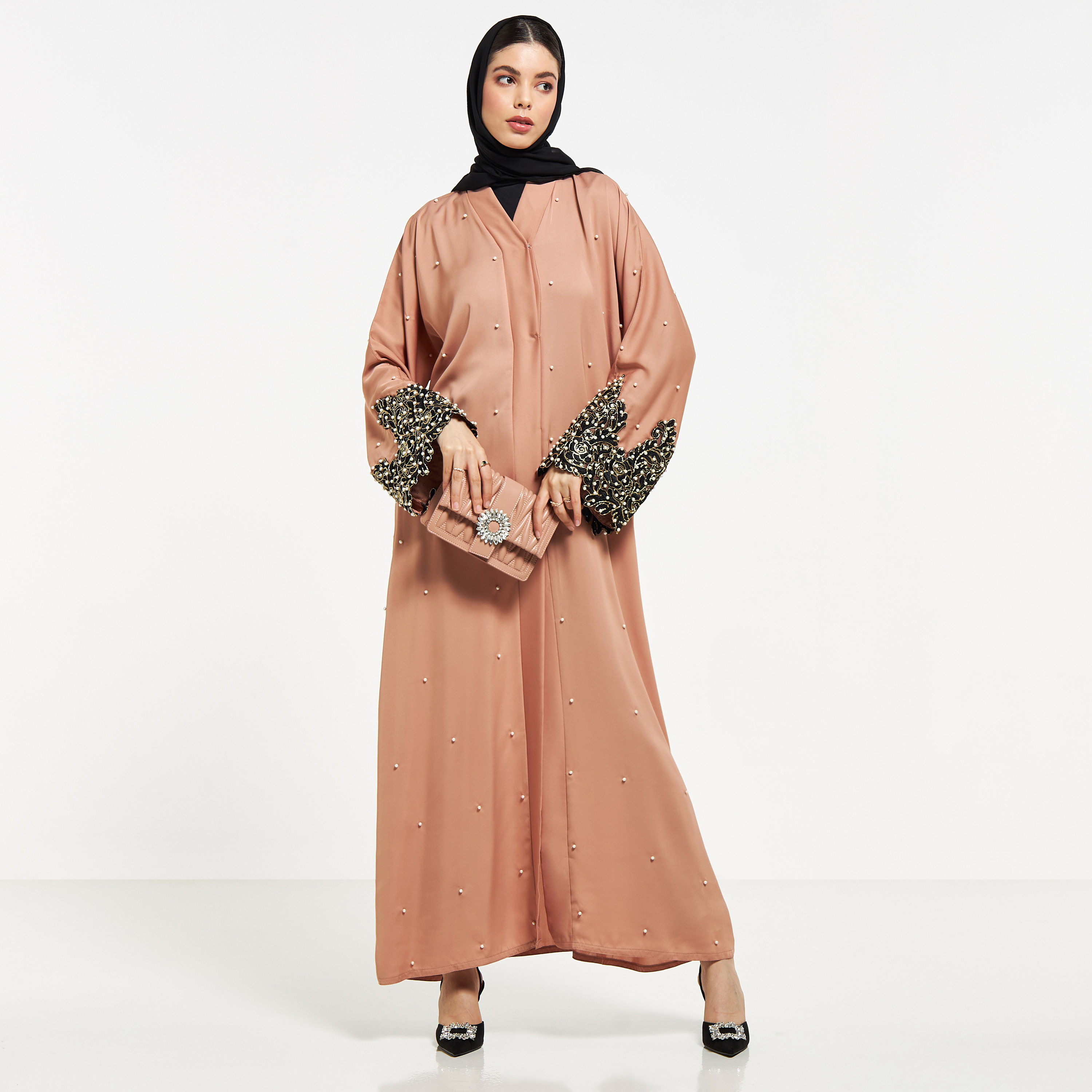 عباية مزينة ومطرزة مع حجاب من نُخبة-women-arabicclothing-abayas-image-4
