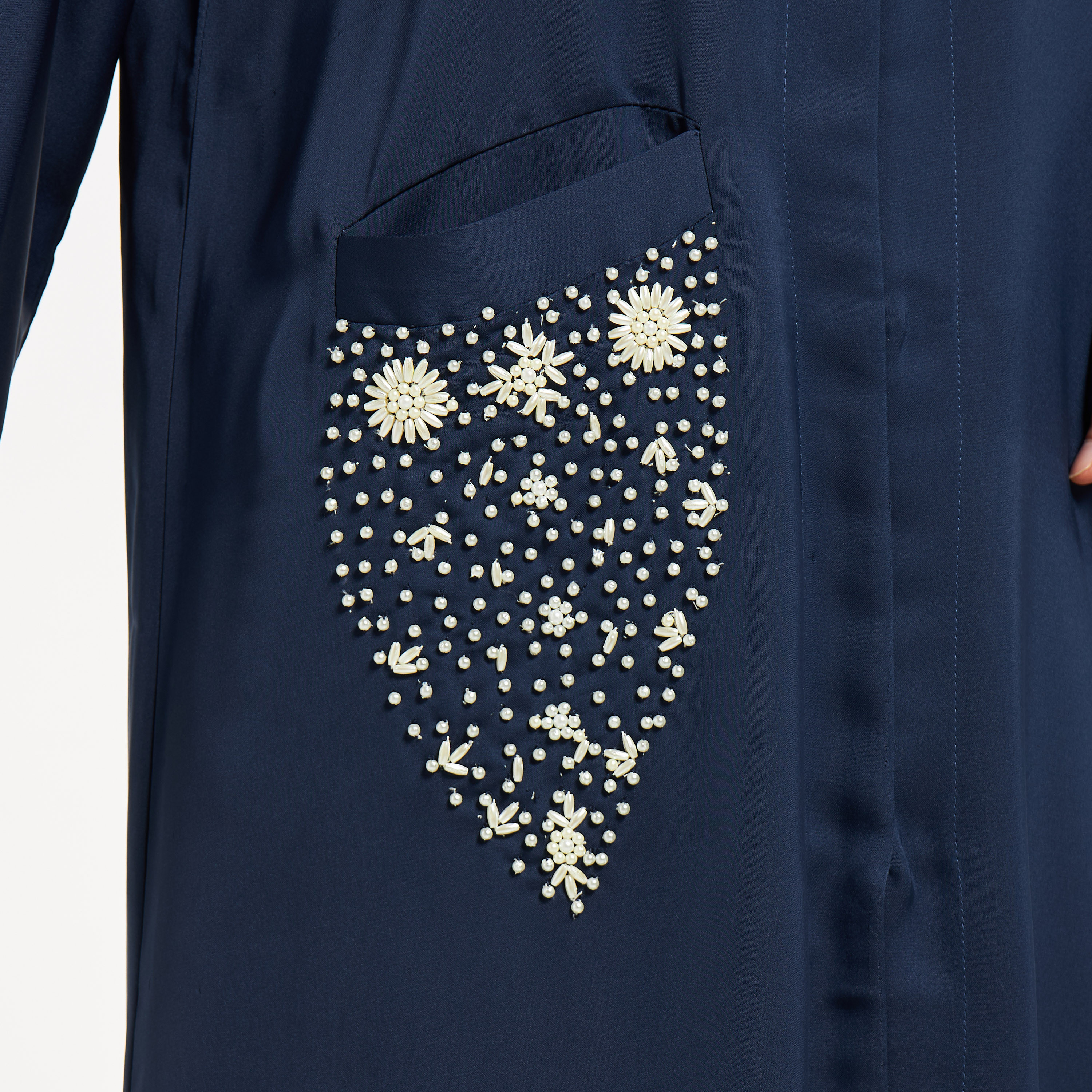 عباية مزيّنة باللؤلؤ بحزام ربط وحجاب من نُخبة-women-arabicclothing-abayas-image-8