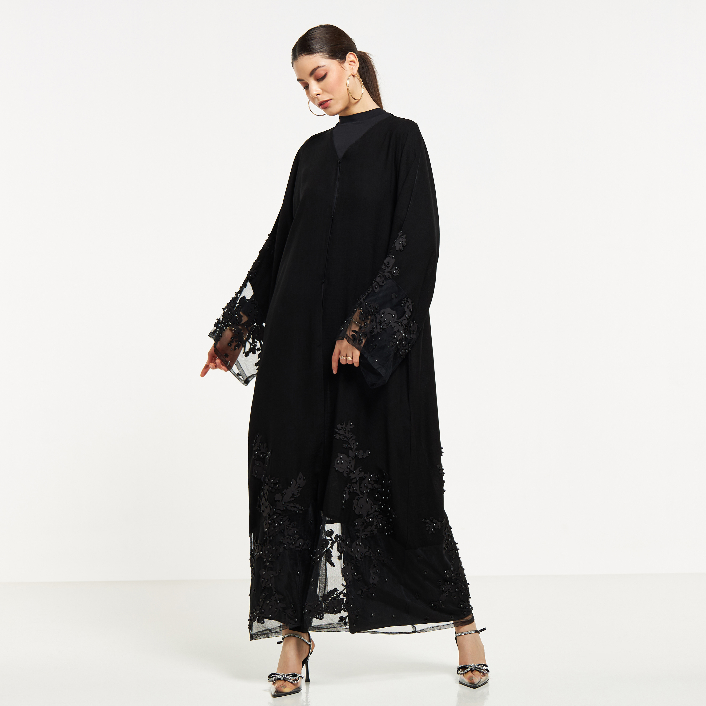 عباية مزيّنة باللؤلؤ بحزام ربط وحجاب من نُخبة-women-arabicclothing-abayas-image-1