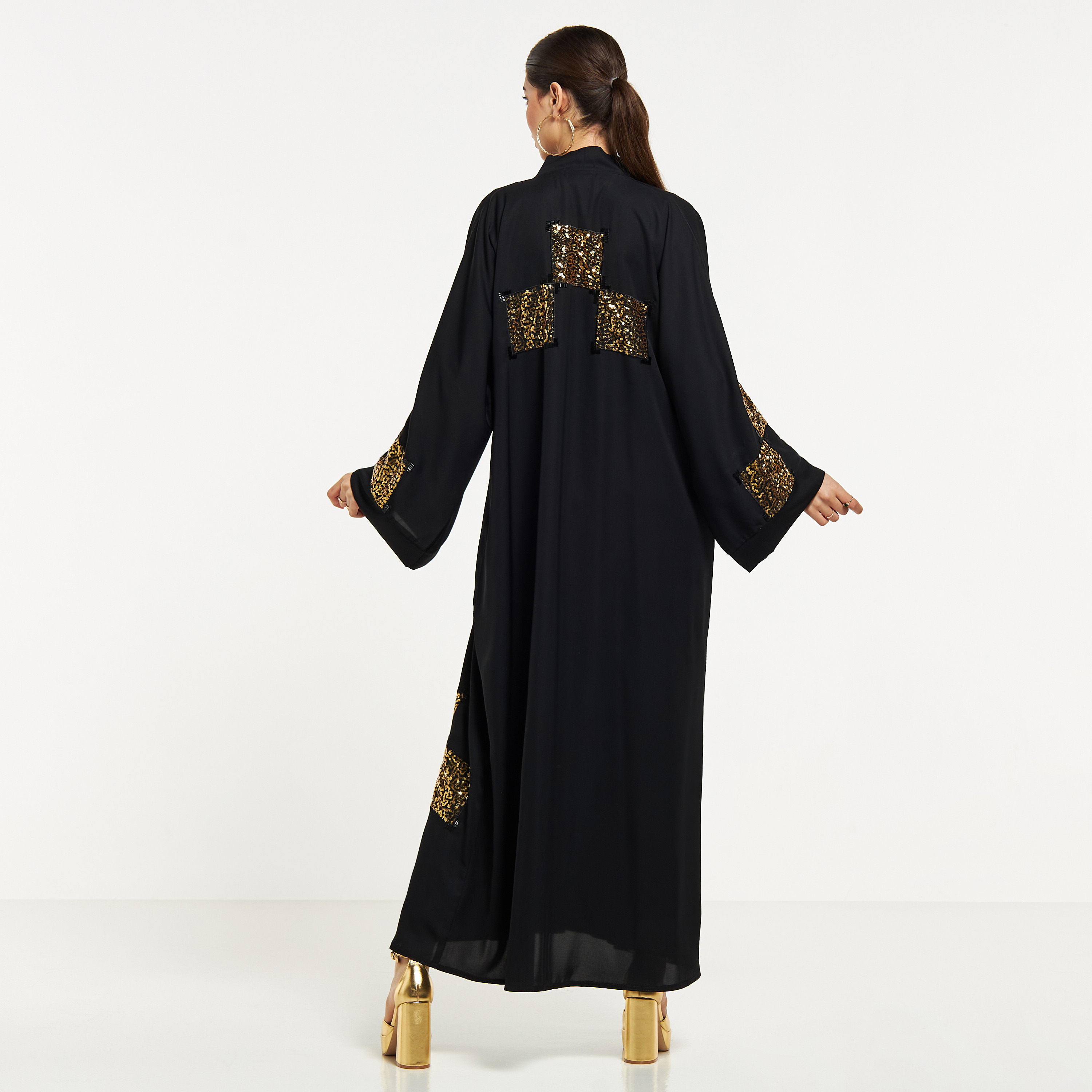 عباية مزيّنة مع حجاب من نُخبة-women-arabicclothing-abayas-image-5
