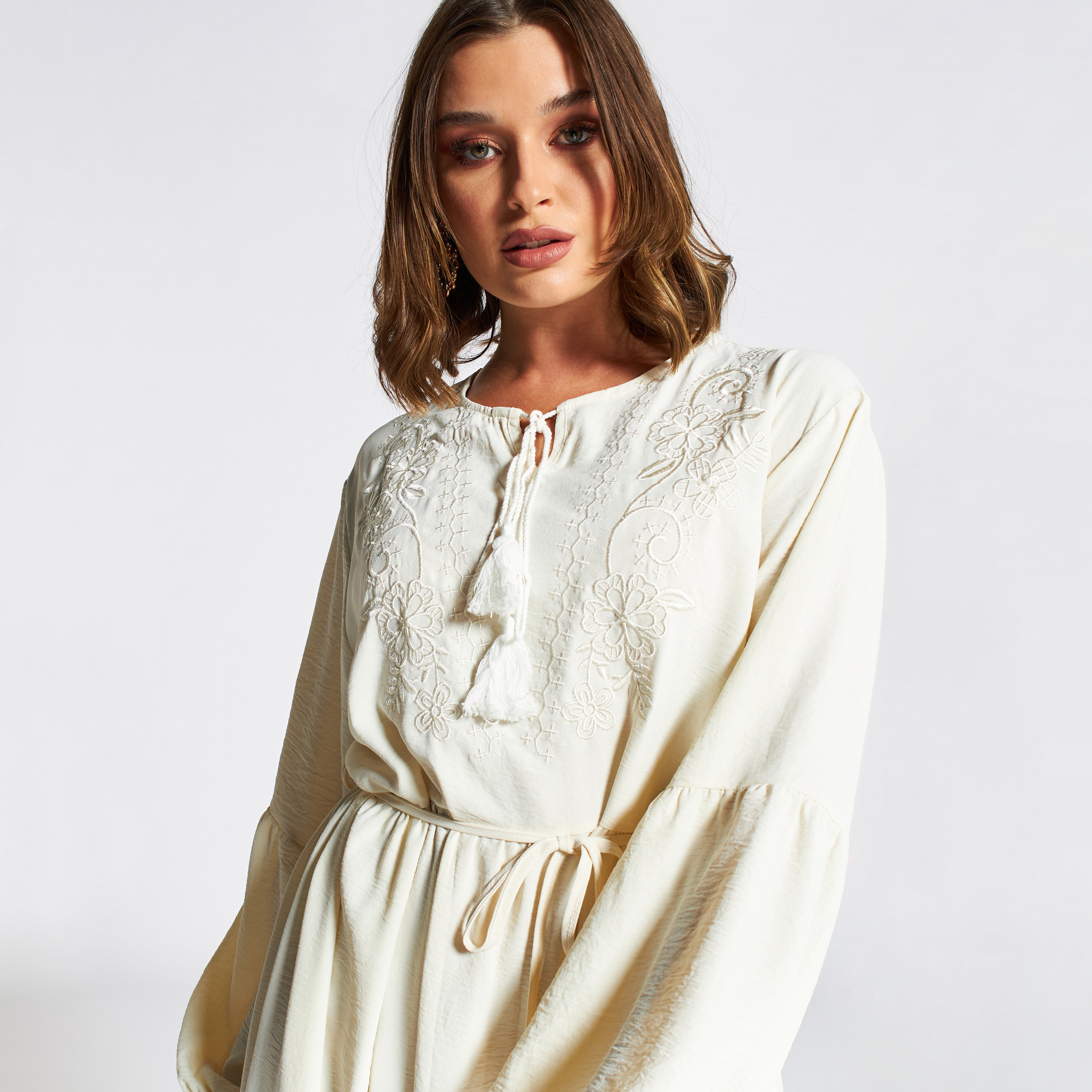 Nukhbaa Embroidered Jalabiya with Tie-Up Belt-women-arabicclothing-jalabiyas-image-3