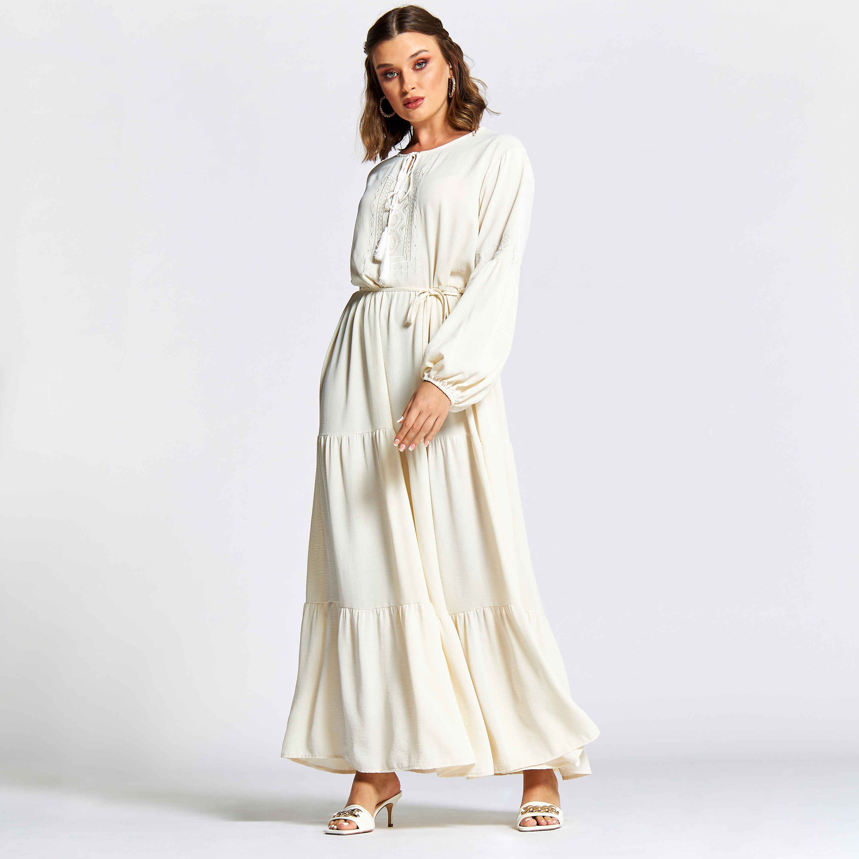جلابية متعددة الطبقات مطرزة بحزام بأربطة من نُخبة-women-arabicclothing-jalabiyas-image-2