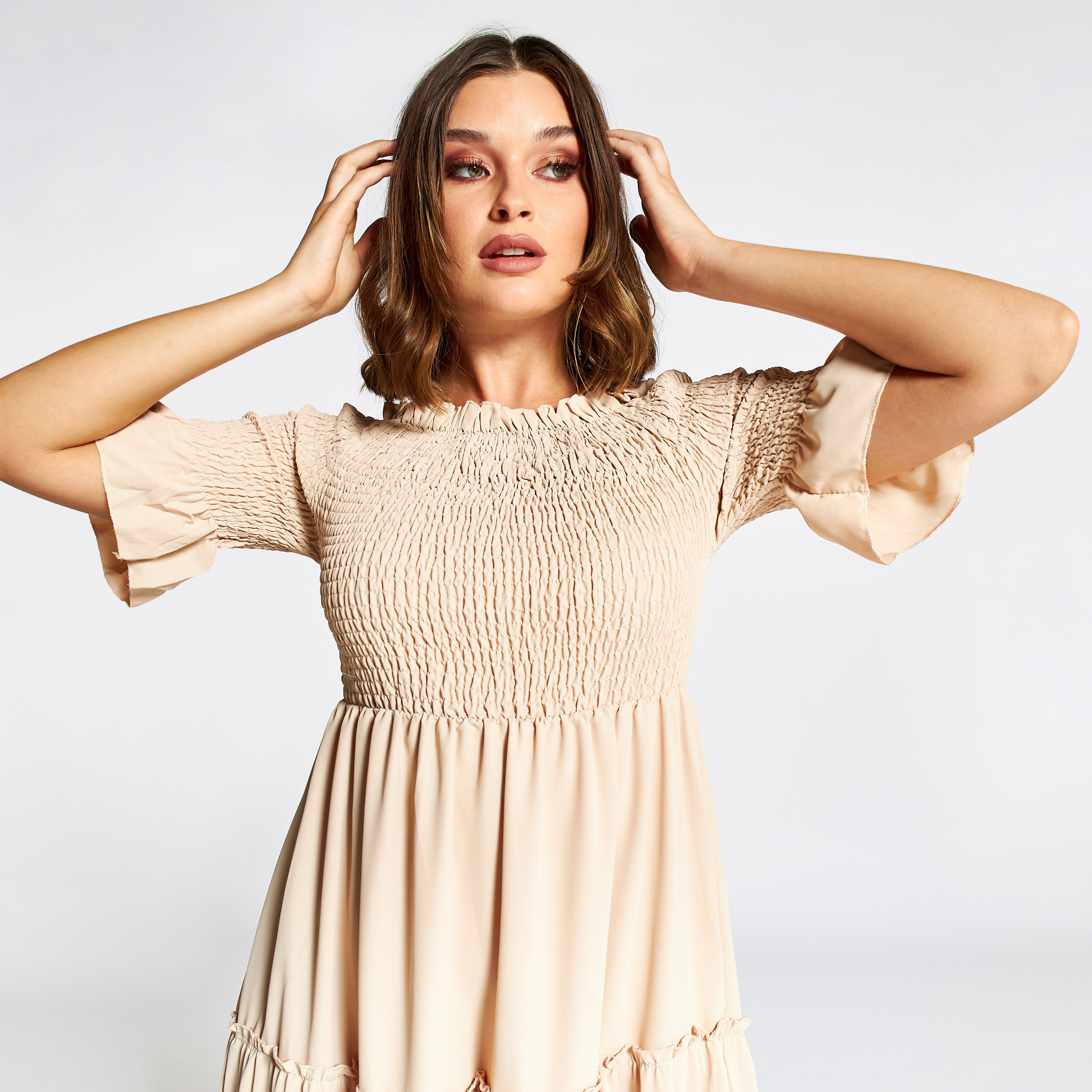 جلابية سادة متعددة الطبقات بتفاصيل كشكش من نُخبة-women-arabicclothing-jalabiyas-image-3