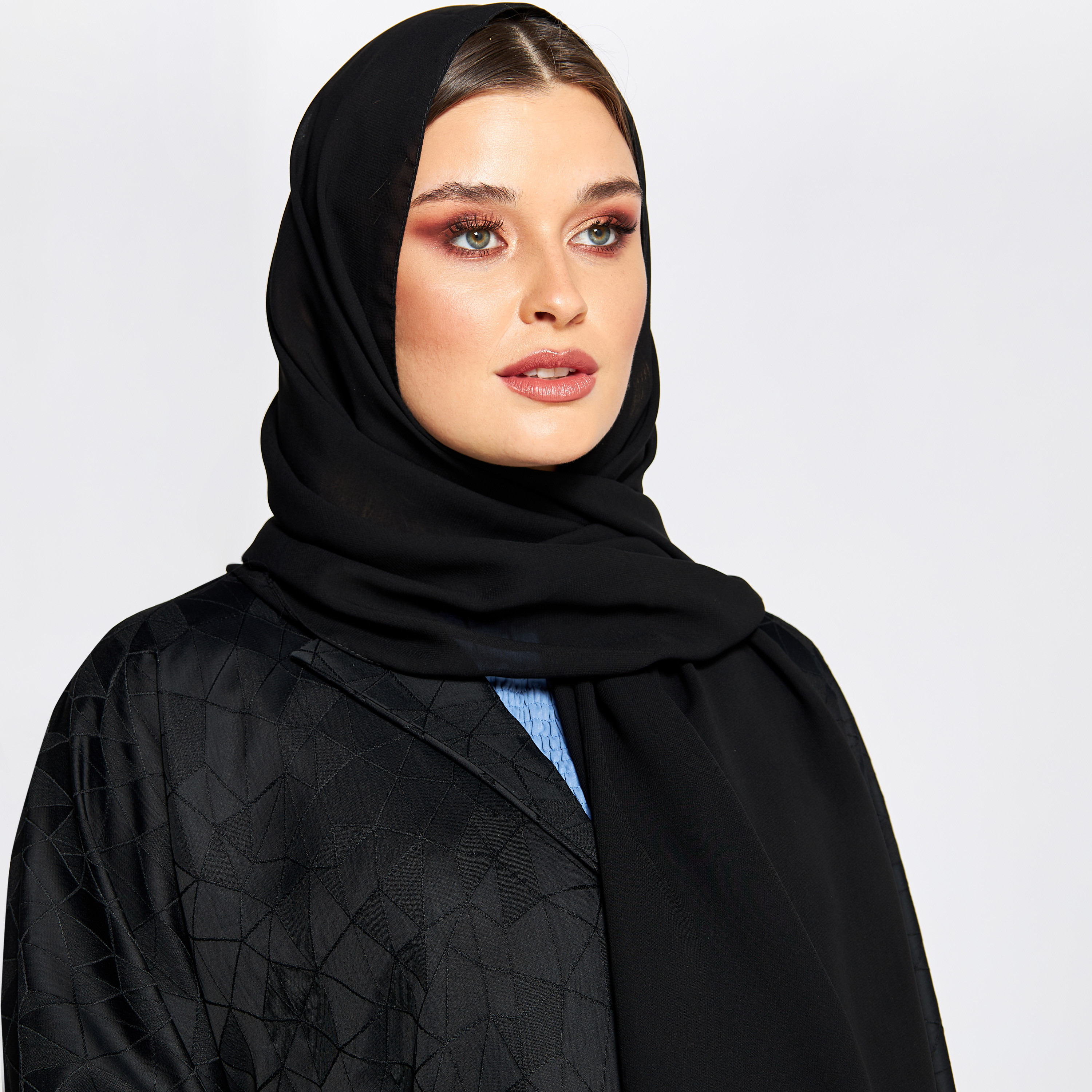 Nukhbaa Textured Jalabiya with Notch Lapel and Hijab-women-arabicclothing-jalabiyas-image-3