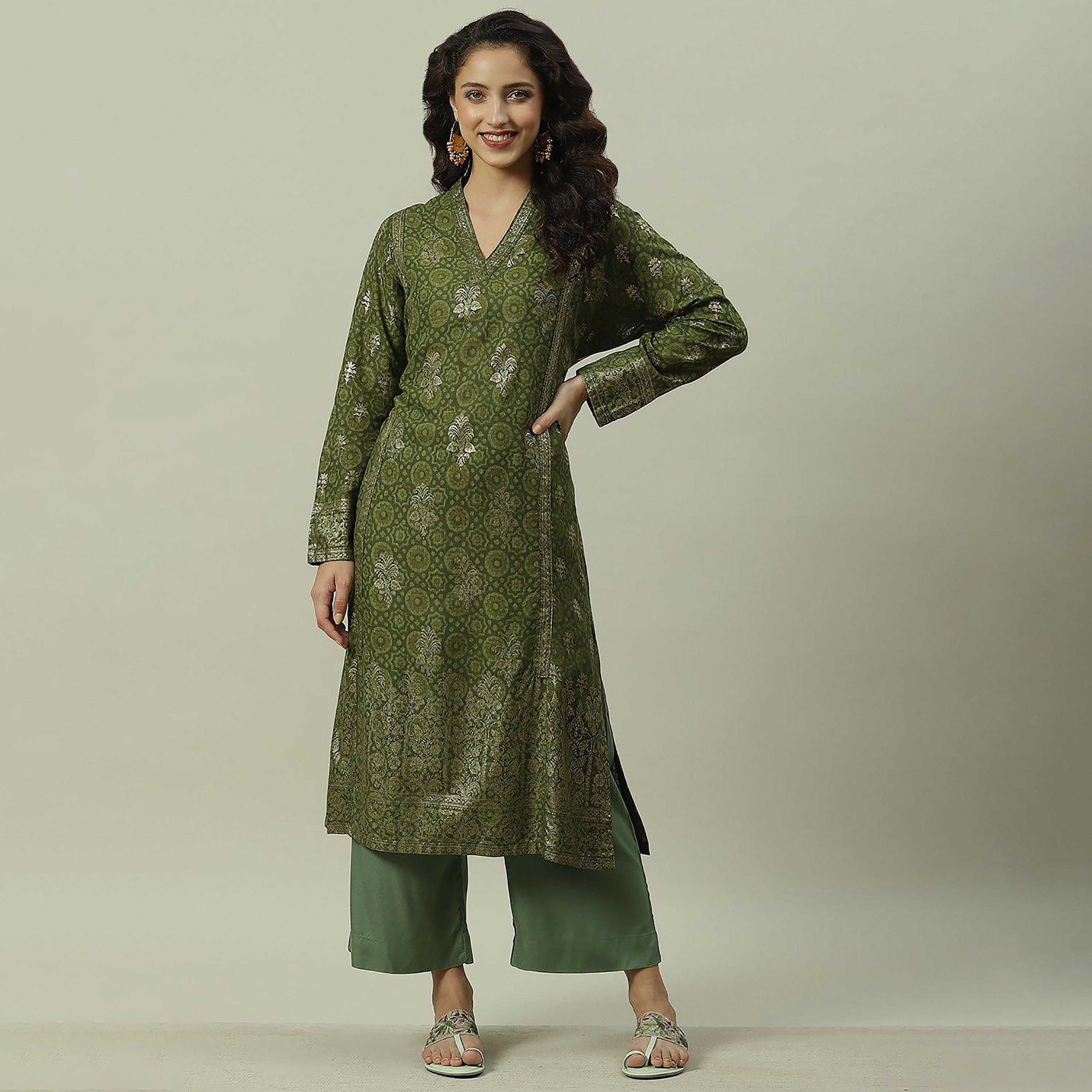 كورتا بيبا فويل برقبة على شكل وى مع مطبوعة ومستقيمة-women-clothing-ethnicwear-dresses-image-1