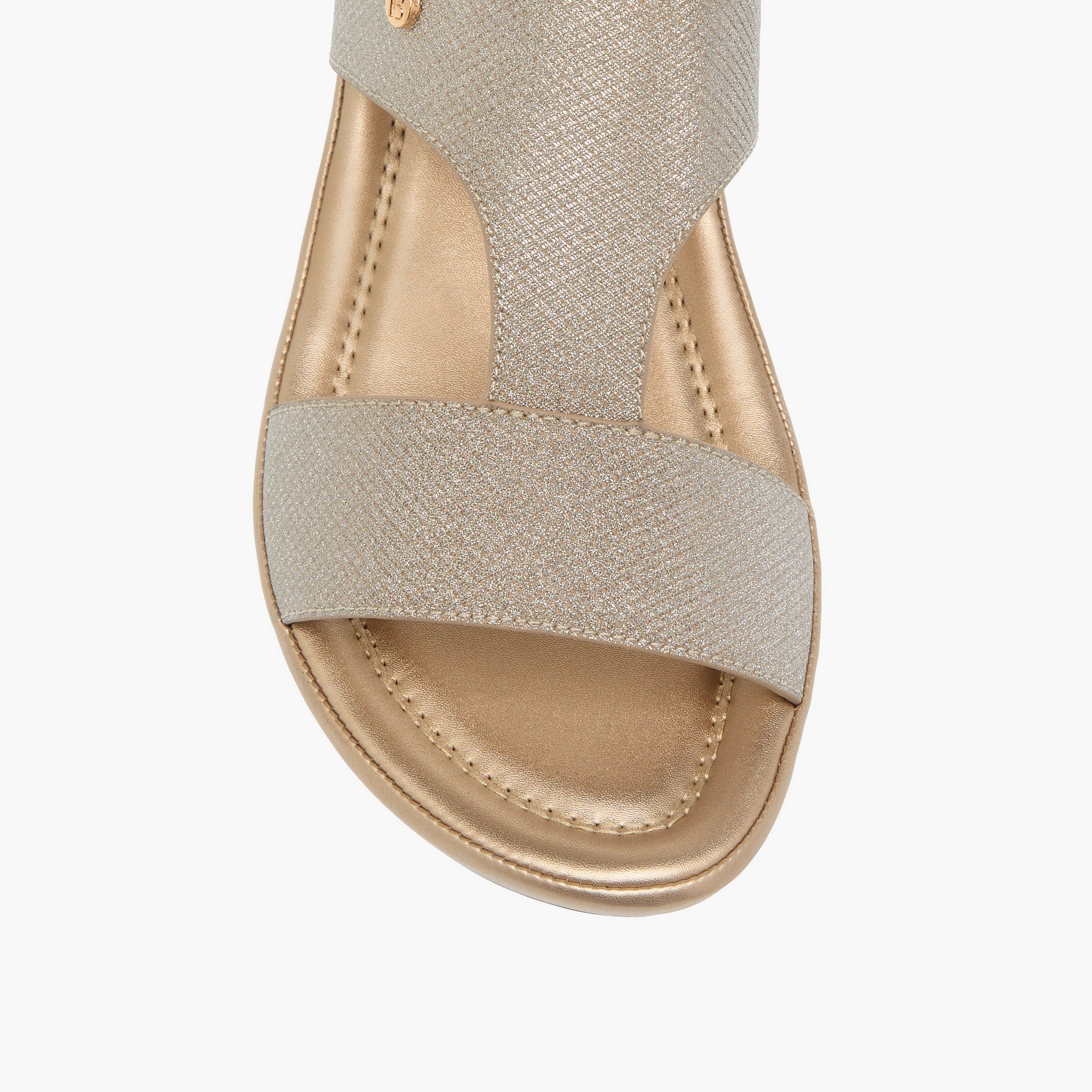 صندل مريح بارز الملمس سهل الارتداء بكعب عريض من فلورا بيلا-women-shoes-sandals-heeled-image-4