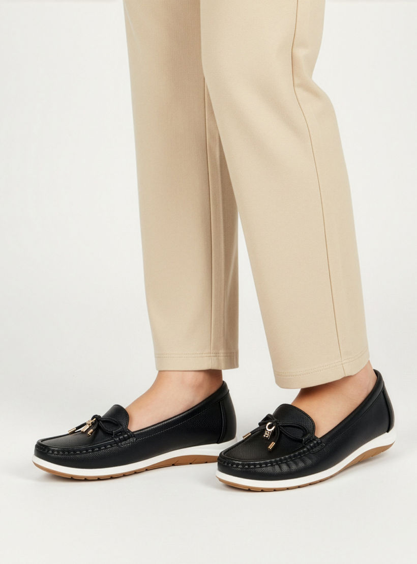 حذاء موكاسين سهل الارتداء للنساء من فلورا بيلا-women-shoes-flats-moccasins-image-2