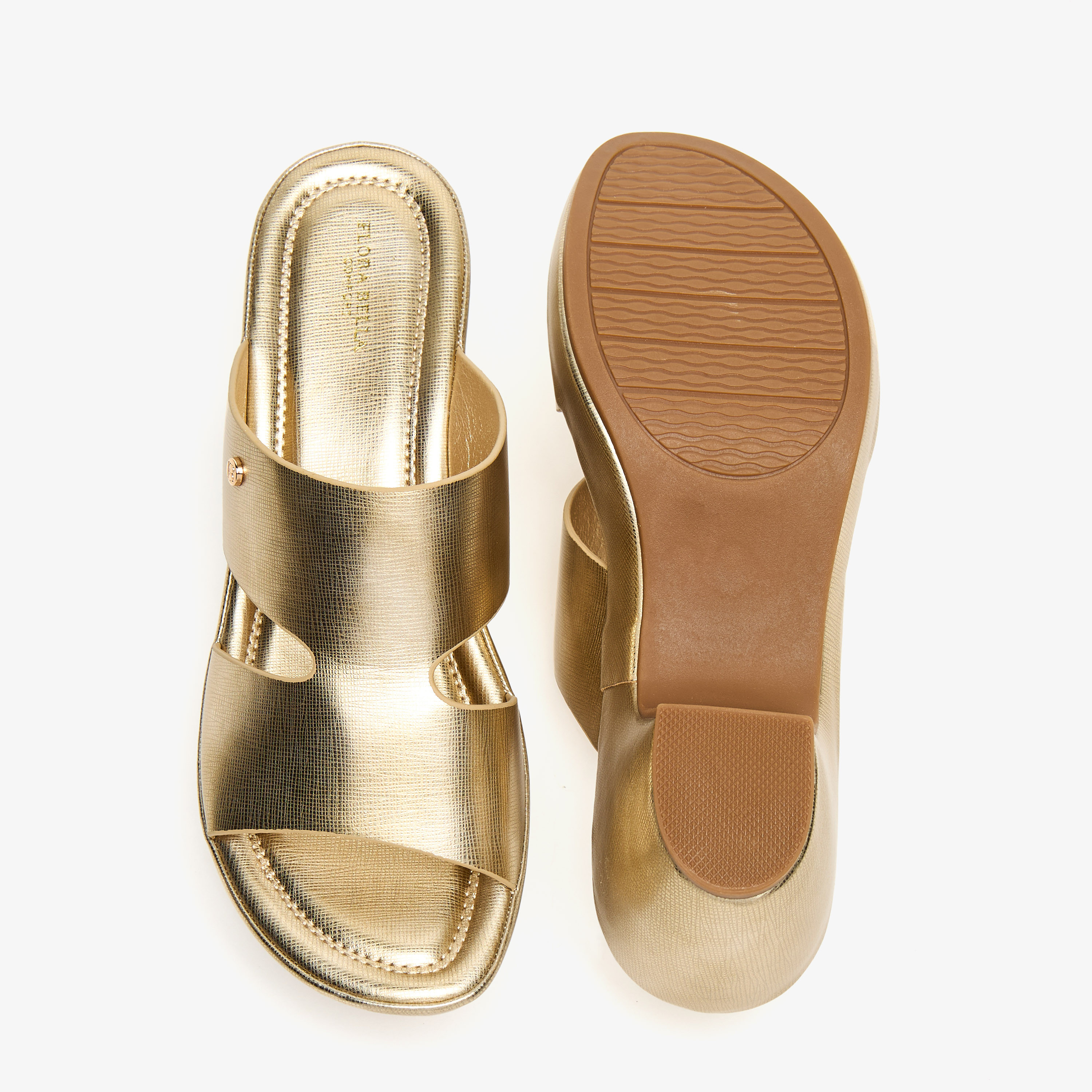 صندل سادة سهل الارتداء بكعب عريض من فلورا بيلا-women-shoes-sandals-heeled-image-4