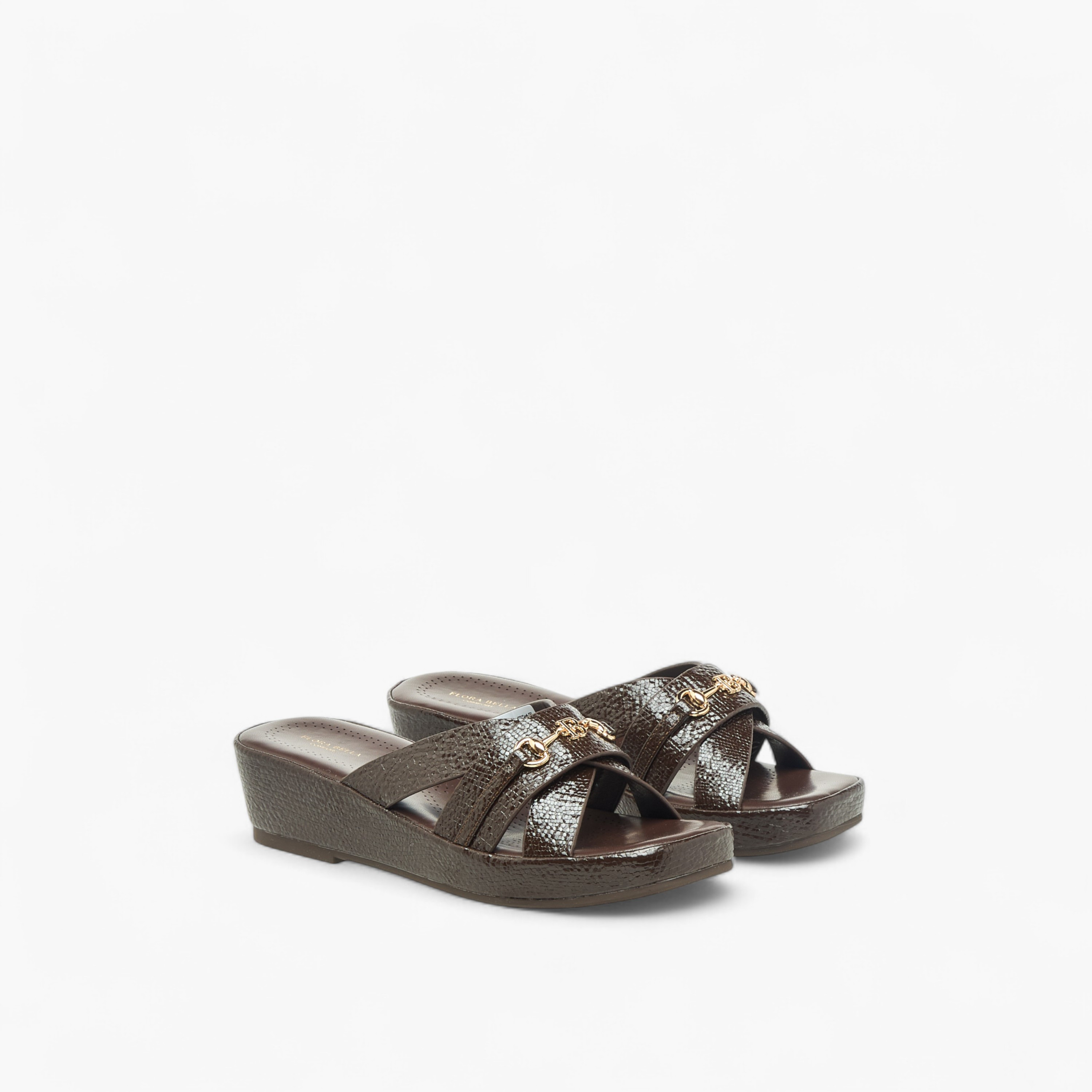 صندل بحزام متقاطع وزينة فيونكة للنساء من فلورا بيلا-women-shoes-sandals-heeled-image-1