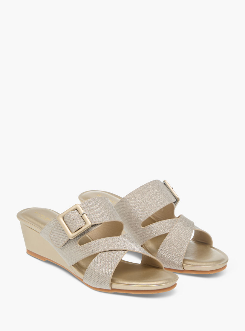 صندل مريح سهل الارتداء بارز الملمس بكعب ويدج من فلورا بيلا-women-shoes-sandals-heeled-image-1