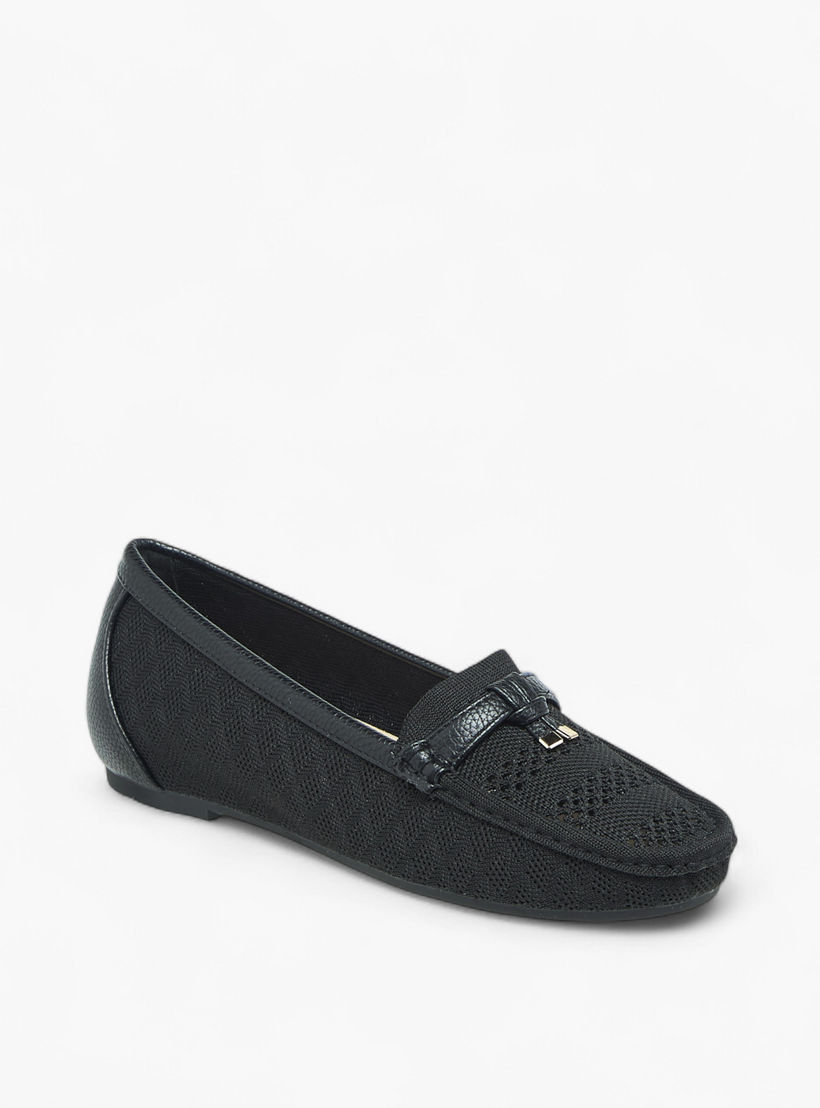 حذاء لوفرز سهل الارتداء بزينة عقد من فلورا بيلا-women-shoes-loafersandmoccasins-image-2