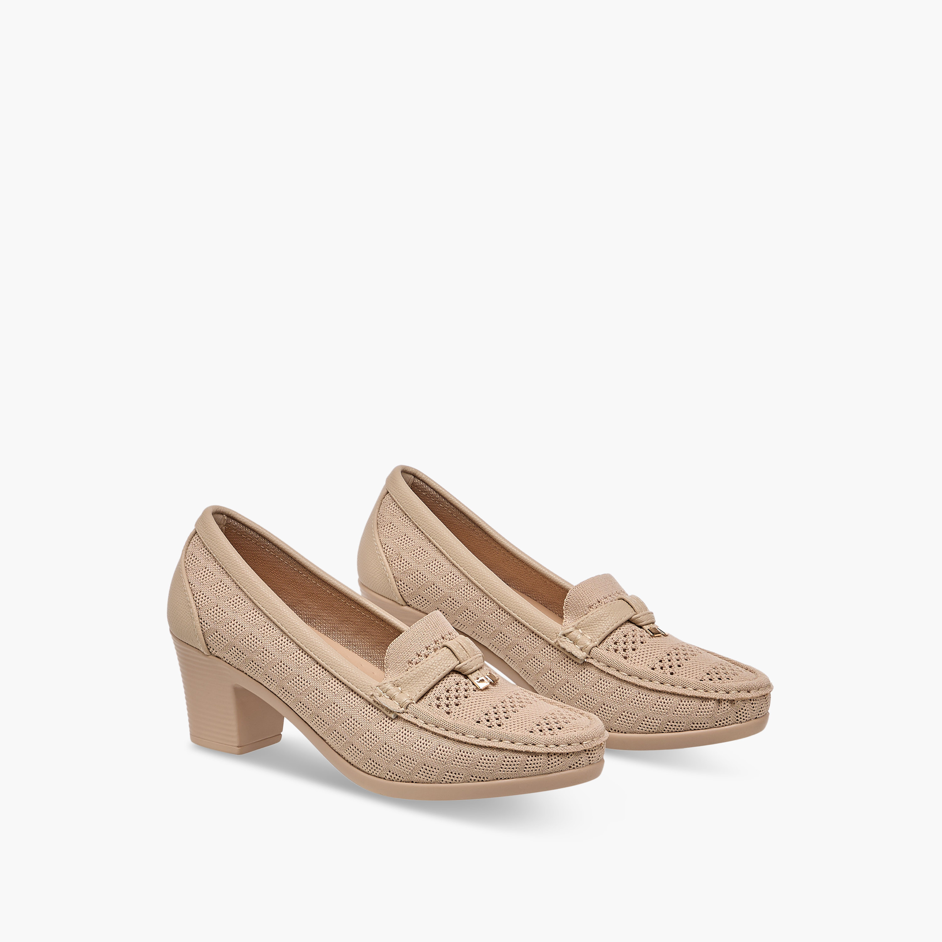 حذاء سهل الارتداء وبارز الملمس بكعب سميك من فلورا بيلا-women-shoes-heels-image-1