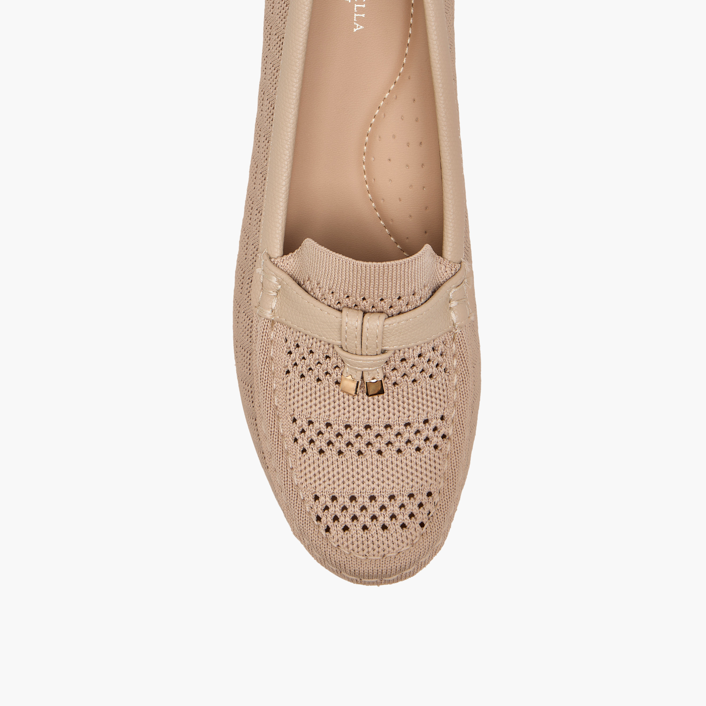 حذاء سهل الارتداء وبارز الملمس بكعب سميك من فلورا بيلا-women-shoes-heels-image-4