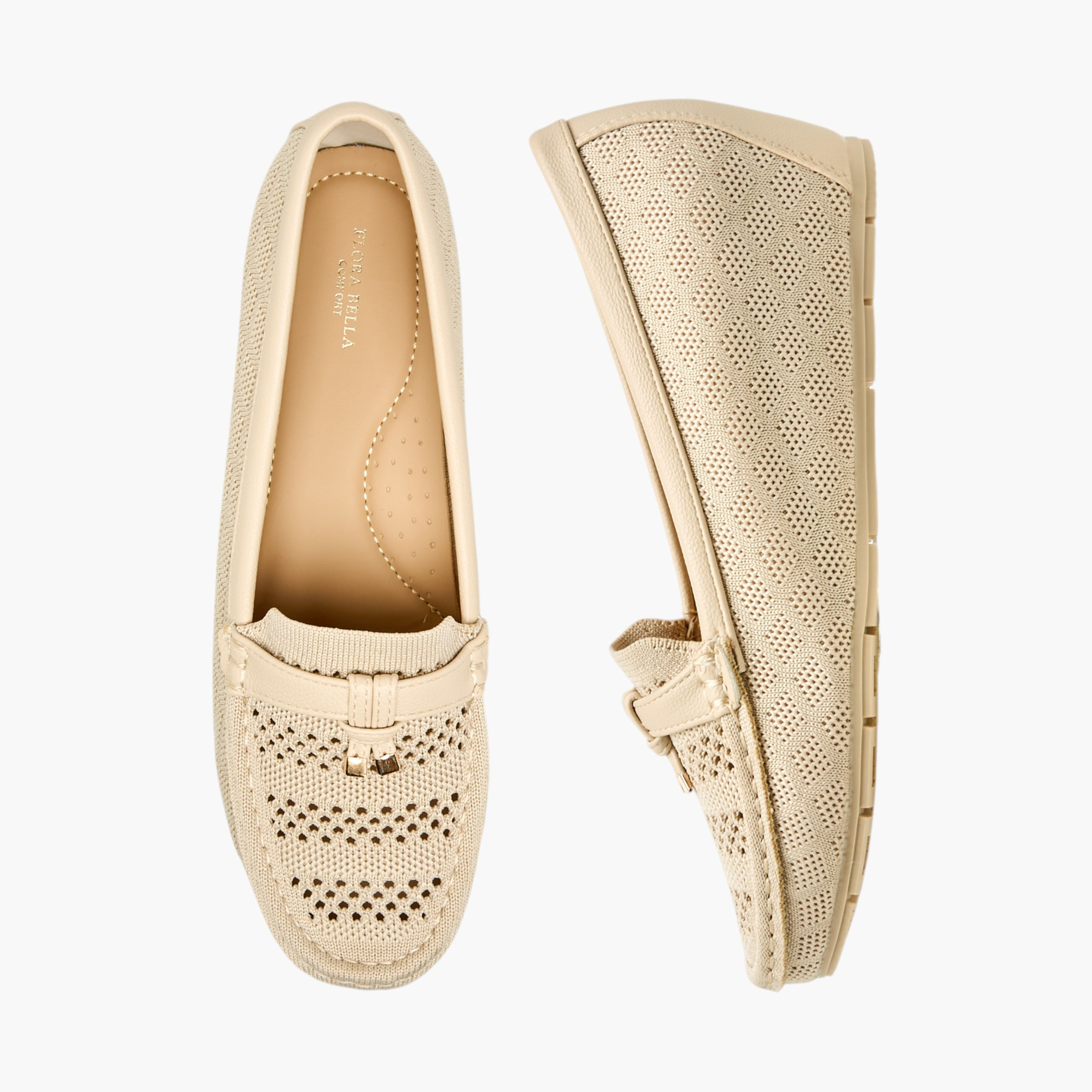 حذاء لوفر بكعب ويدج وتفاصيل حياكة للنساء من فلورا بيلا-women-shoes-heels-image-1