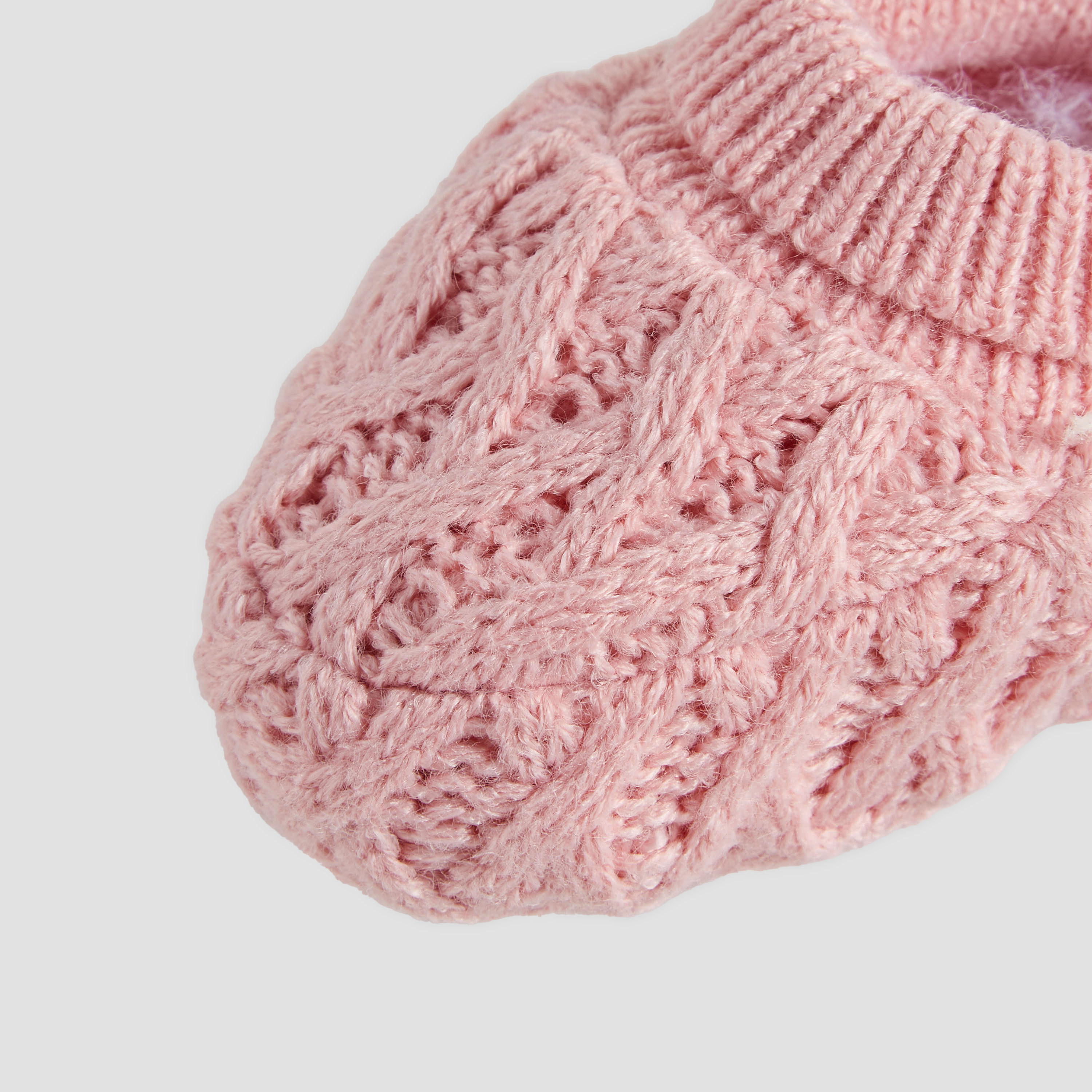 Juniors Cap and Booties with Knit Texture-baby-girls-clothing-winterwear-winteraccessories-image-9