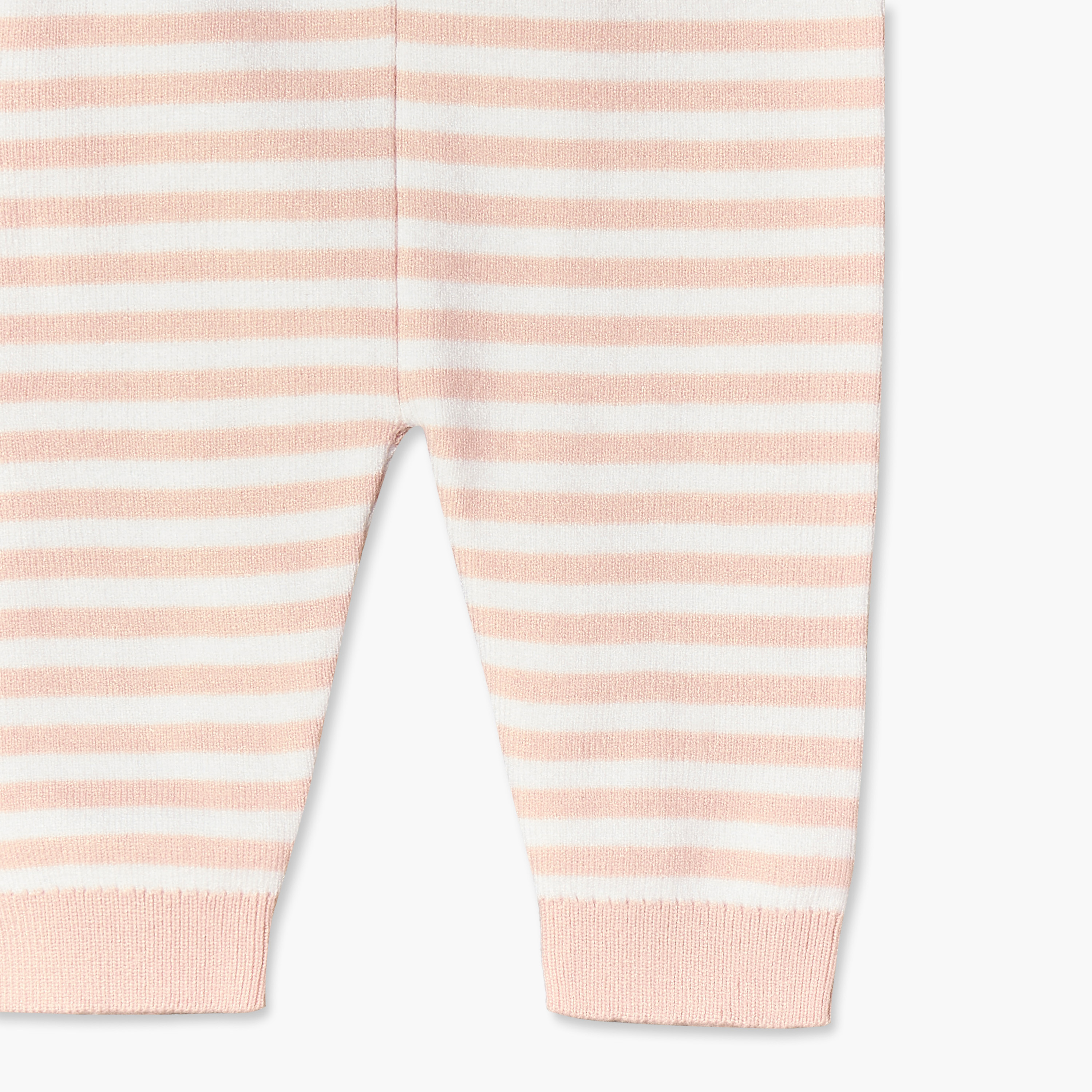 طقم بيجاما مخطط بأكمام طويلة وقبعة من جونيورز-baby-girls-clothing-winterwear-pyjamasets-image-9