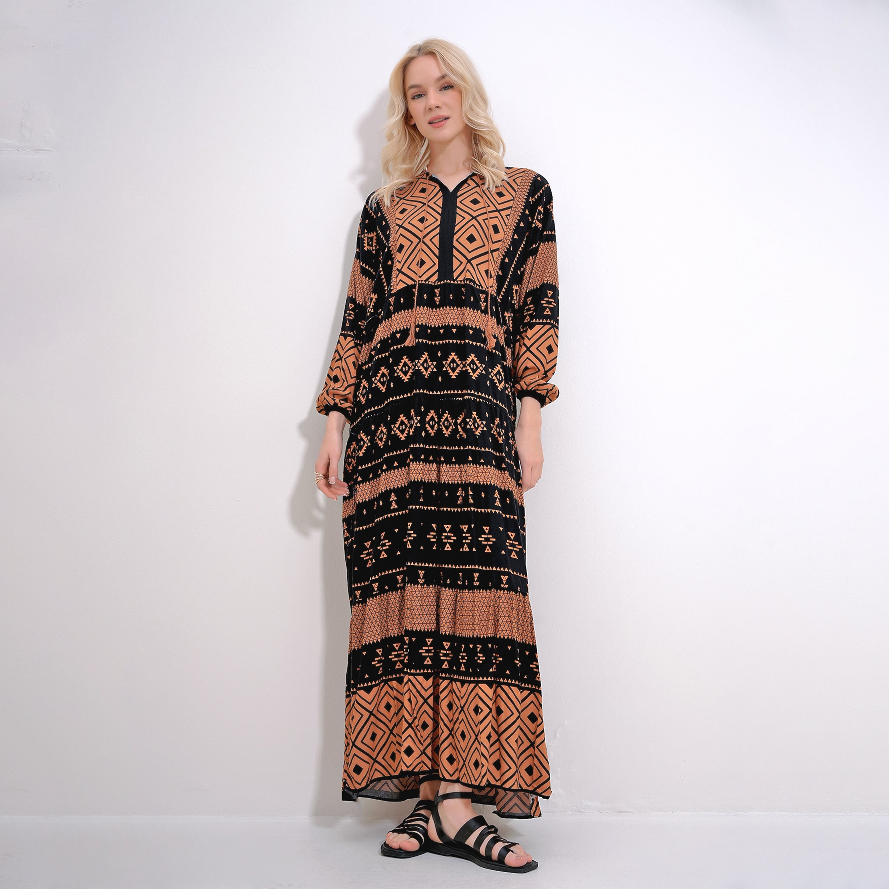 تريند ألاجاتي ستايل فستان ماكسي نسائي متعدد الألوان بطبقات وكشكشة بزخارف عرقية-women-clothing-dresses-image-1