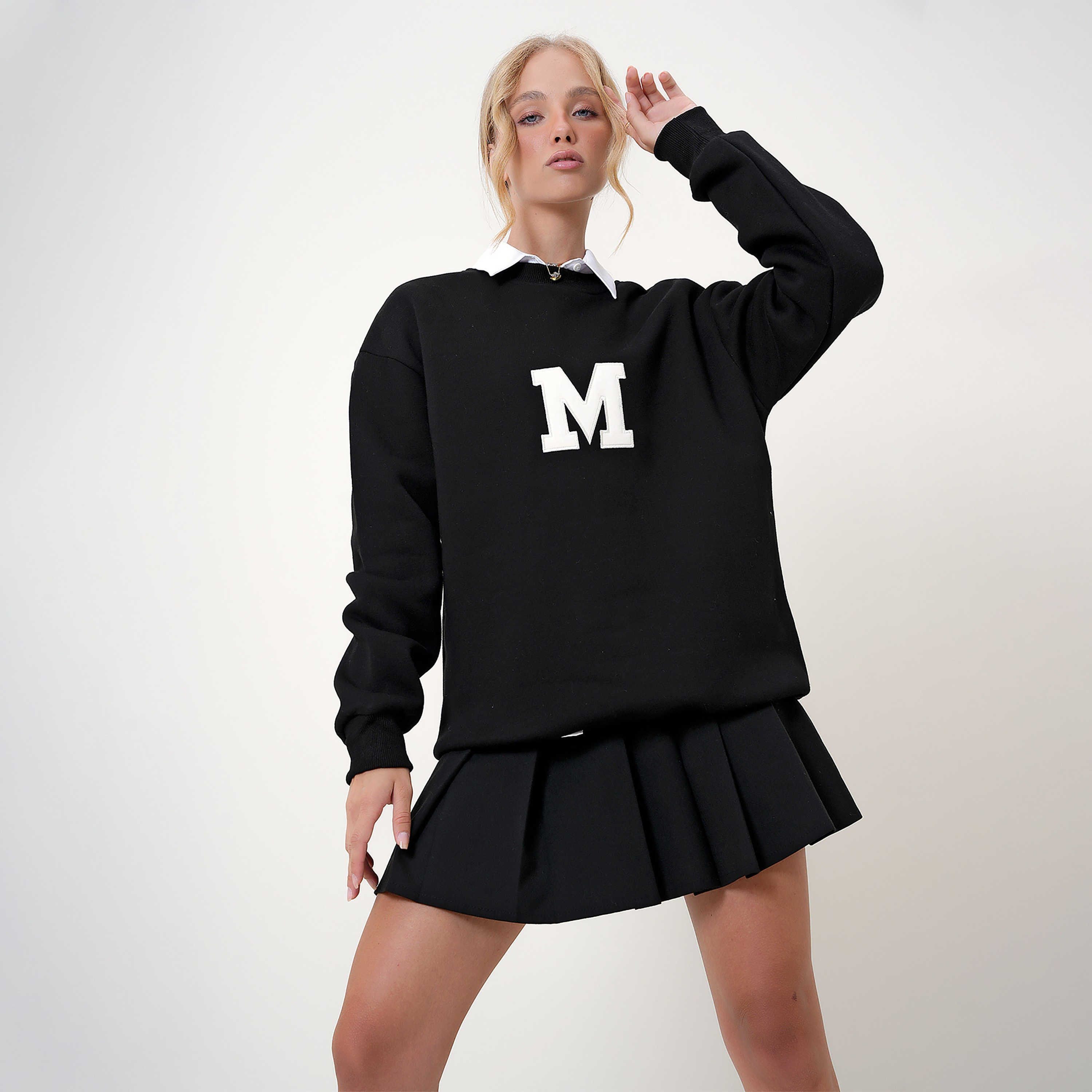 تريند ألاجاتي ستايل سويت شيرت نسائي أزرق بتطريز شنيل-women-winterwear-hoodiesandsweatshirts-sweatshirts-image-5