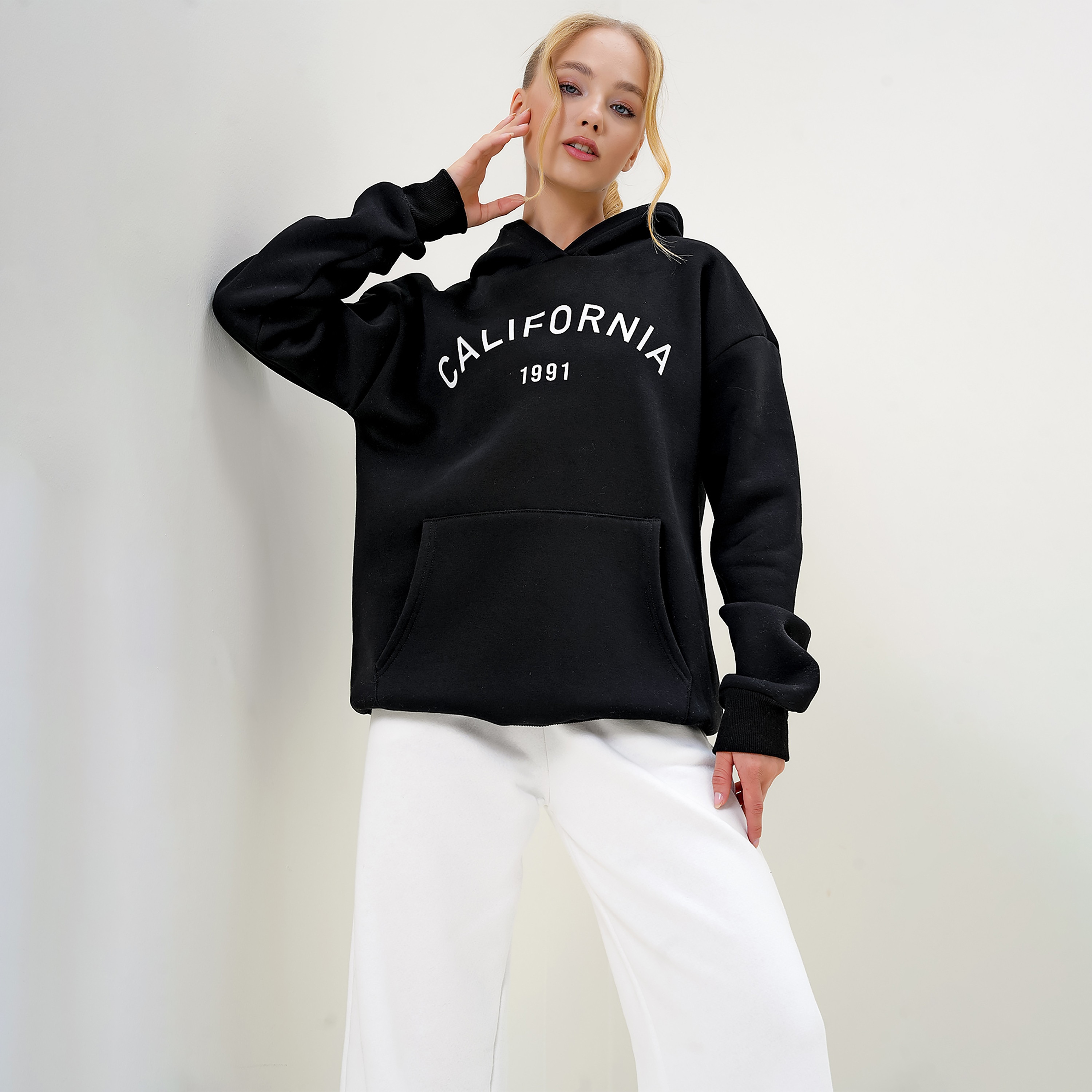 تريند ألاجاتي ستايل سويت شيرت نسائي أزرق بطبعات نصية وغطاء رأس-women-clothing-hoodiesandsweatshirts-hoodies-image-12