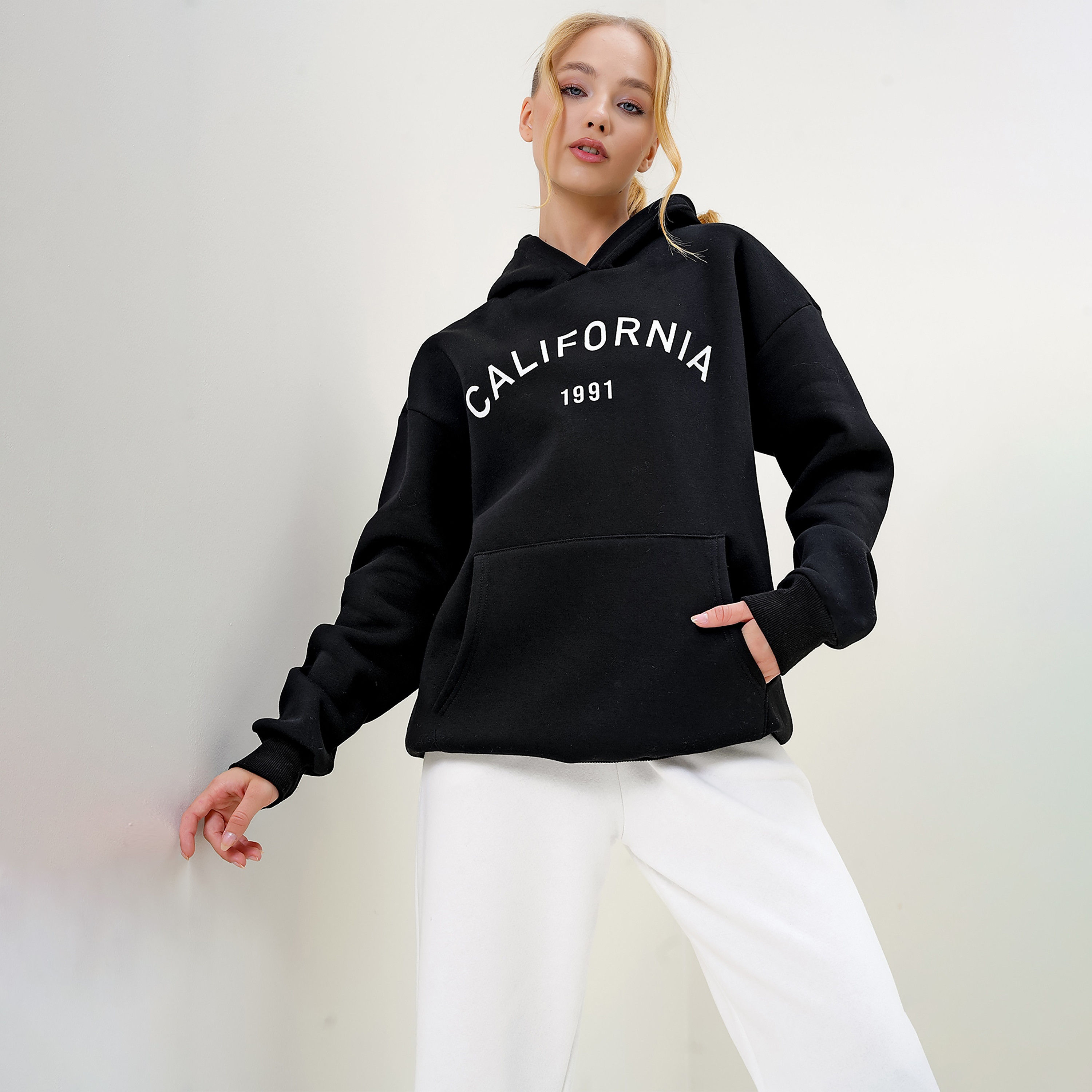 تريند ألاجاتي ستايل سويت شيرت نسائي أزرق بطبعات نصية وغطاء رأس-women-clothing-hoodiesandsweatshirts-hoodies-image-14