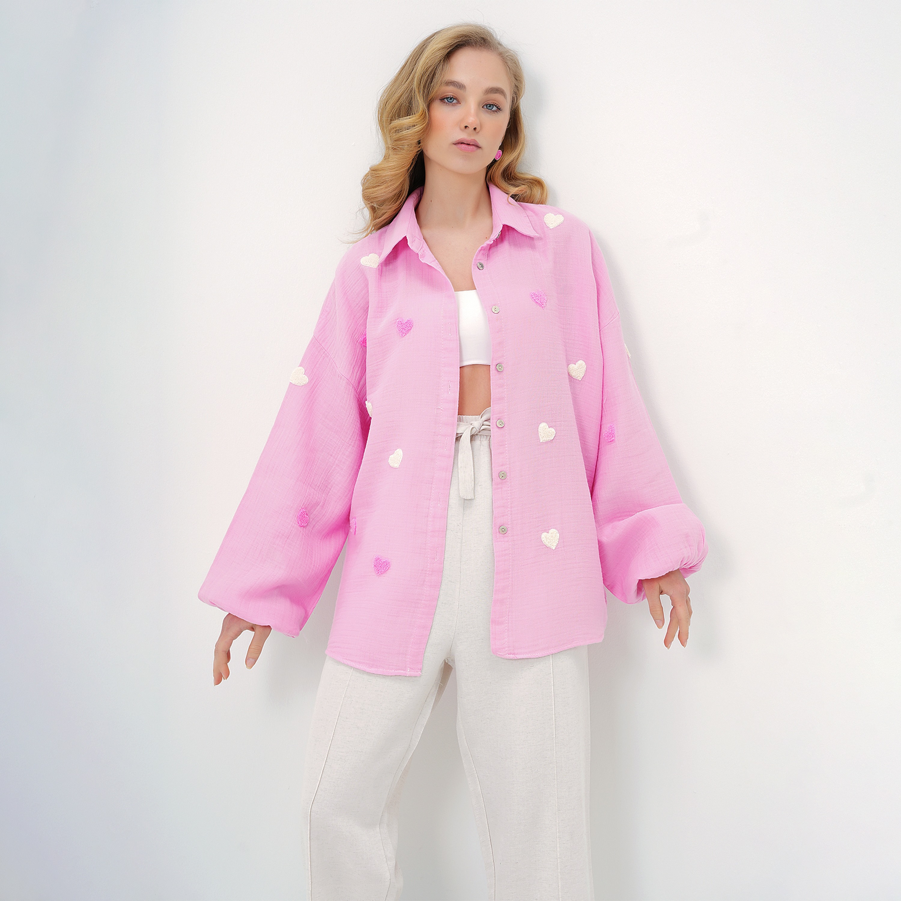 تريند ألاجاتي ستايل قميص نسائي بياقة وتطريز على شكل قلب-women-clothing-shirtsandblouses-shirts-image-7
