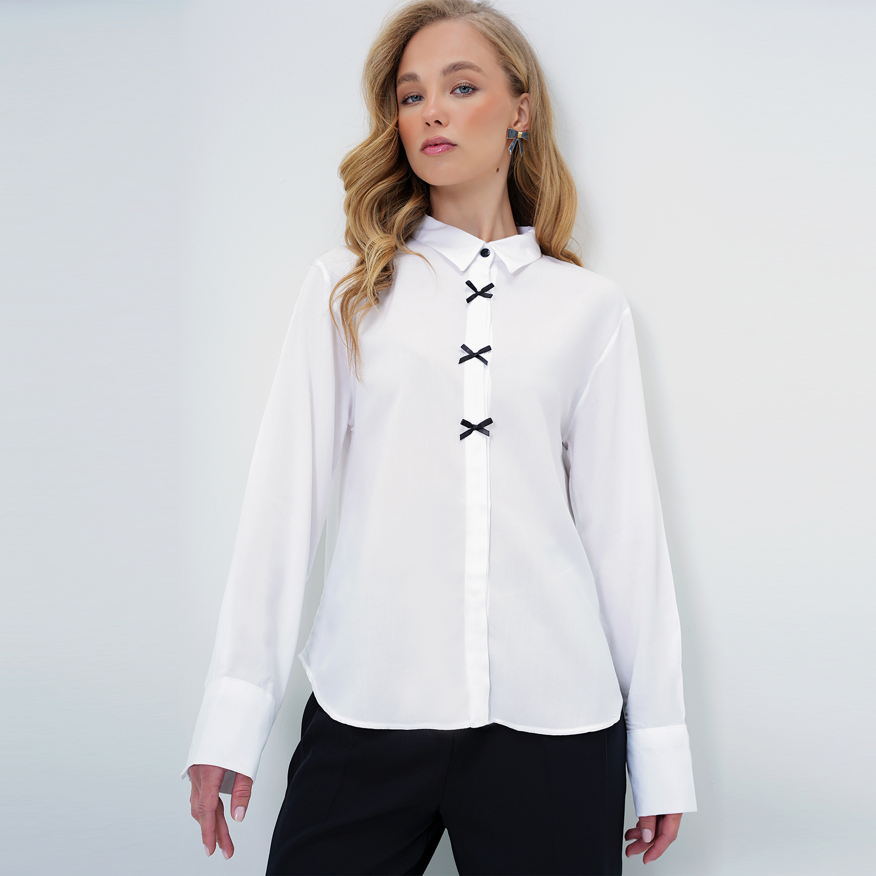 تريند ألاجاتي ستايل قميص نسائي أبيض بياقة-women-clothing-shirtsandblouses-shirts-image-2