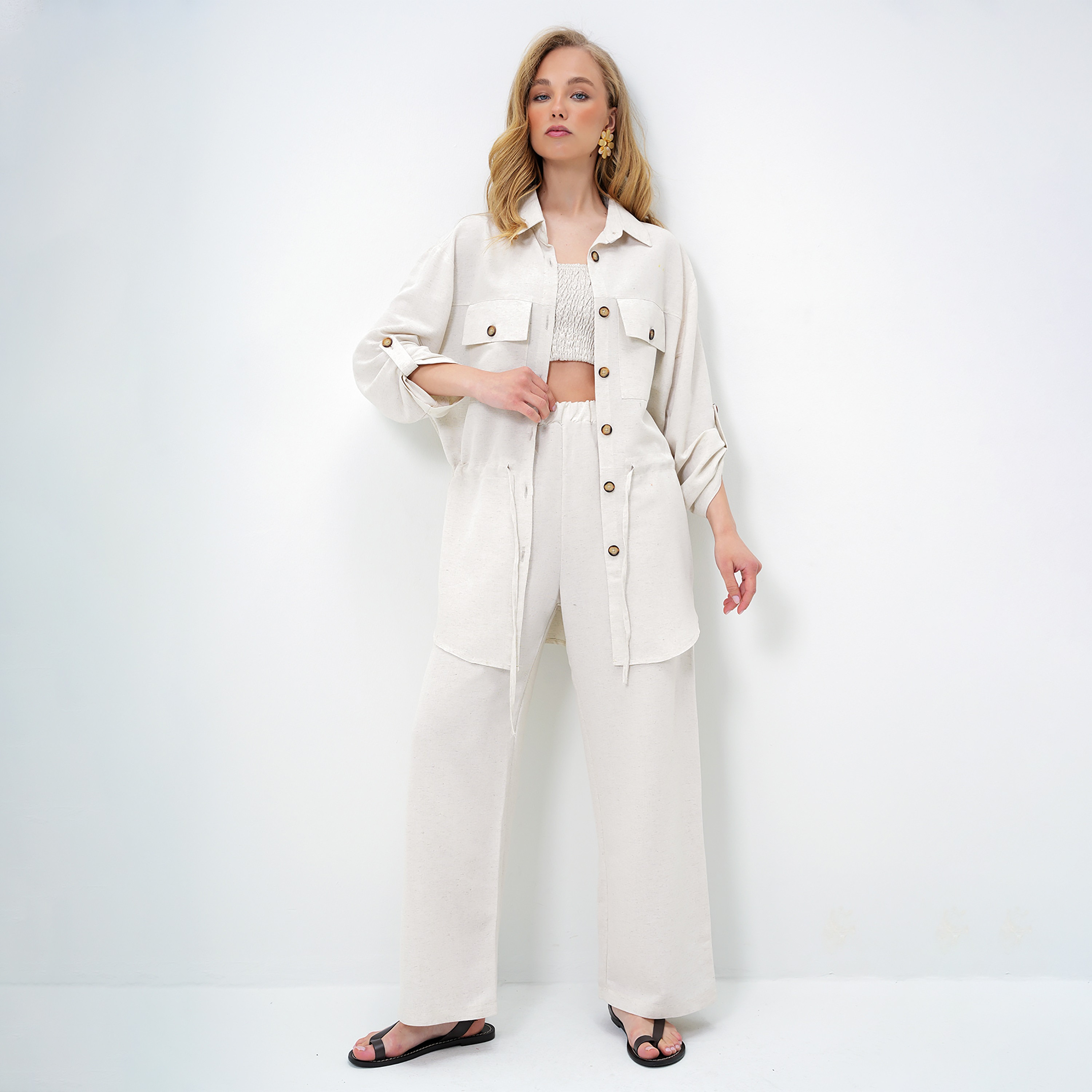 تريند ألاجاتي ستايل طقم قميص وبنطلون نسائي أبيض من الكتان بياقة وأكمام ساقطة-women-clothing-coordsets-image-1