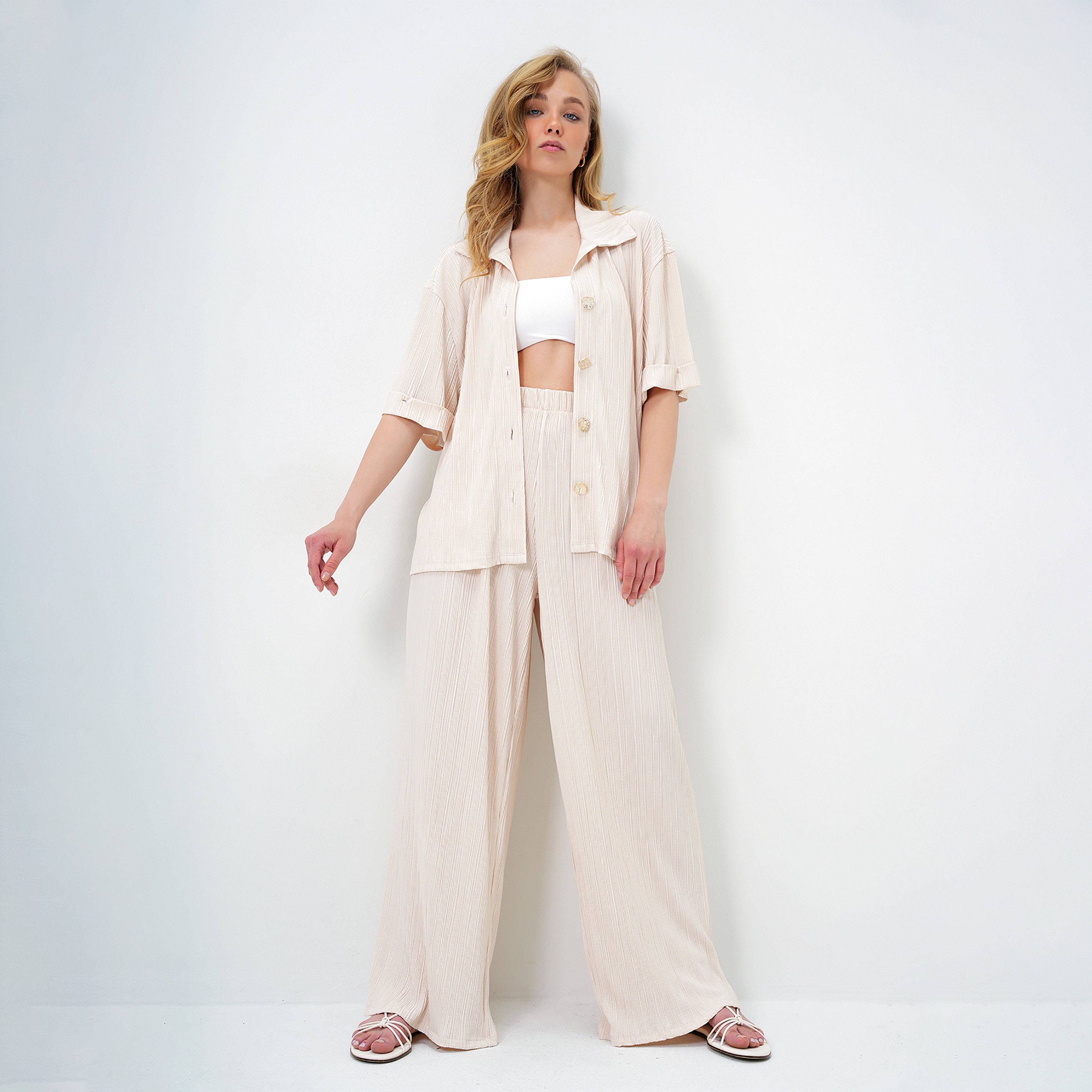 تريند ألاجاتي ستايل طقم قميص وبنطلون نسائي بيج بنسيج محبّك وياقة-women-clothing-coordsets-image-2