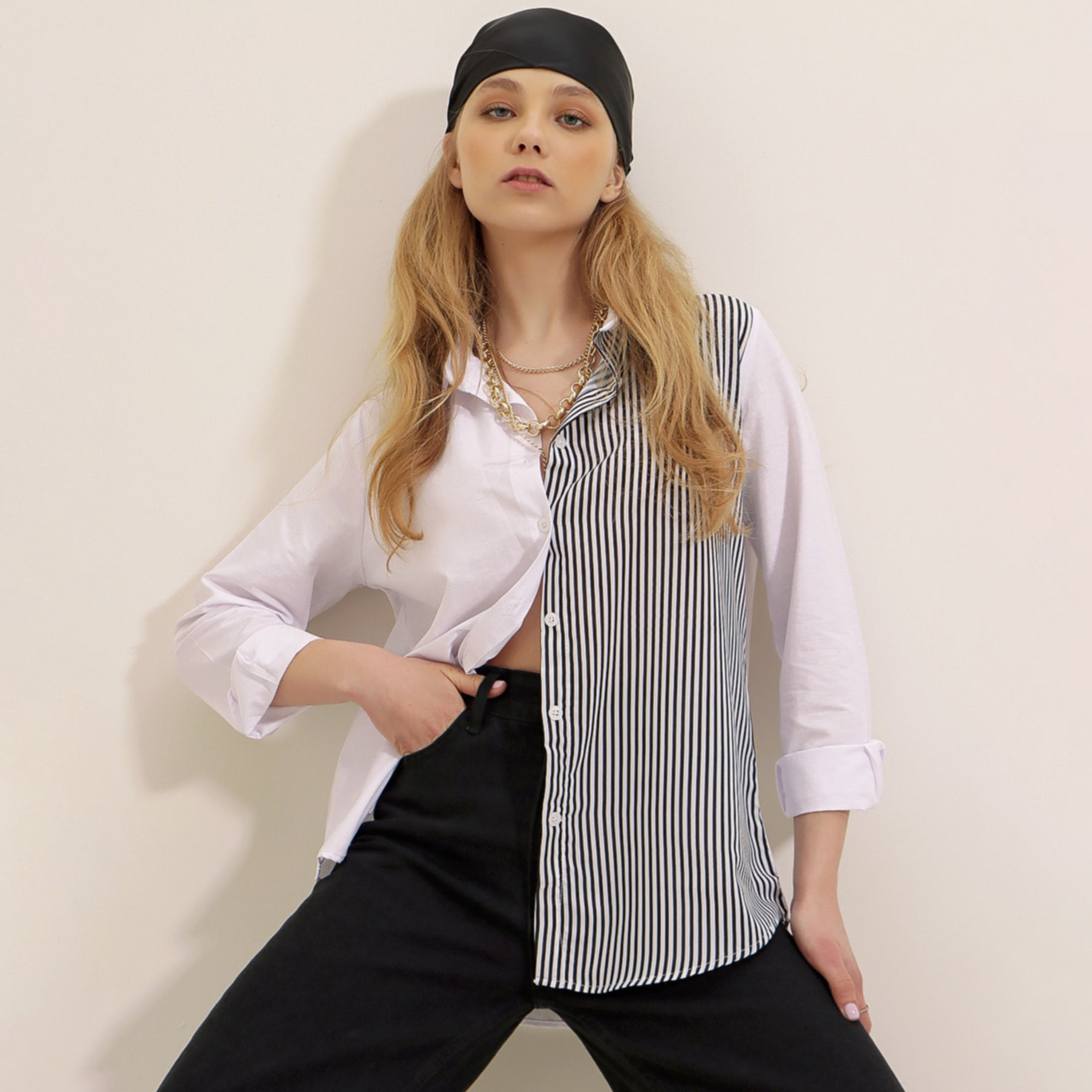 تريند ألاجاتي ستايل قميص نسائي أسود وأبيض بياقة وألواح مخططة متباينة-women-clothing-shirtsandblouses-shirts-image-1