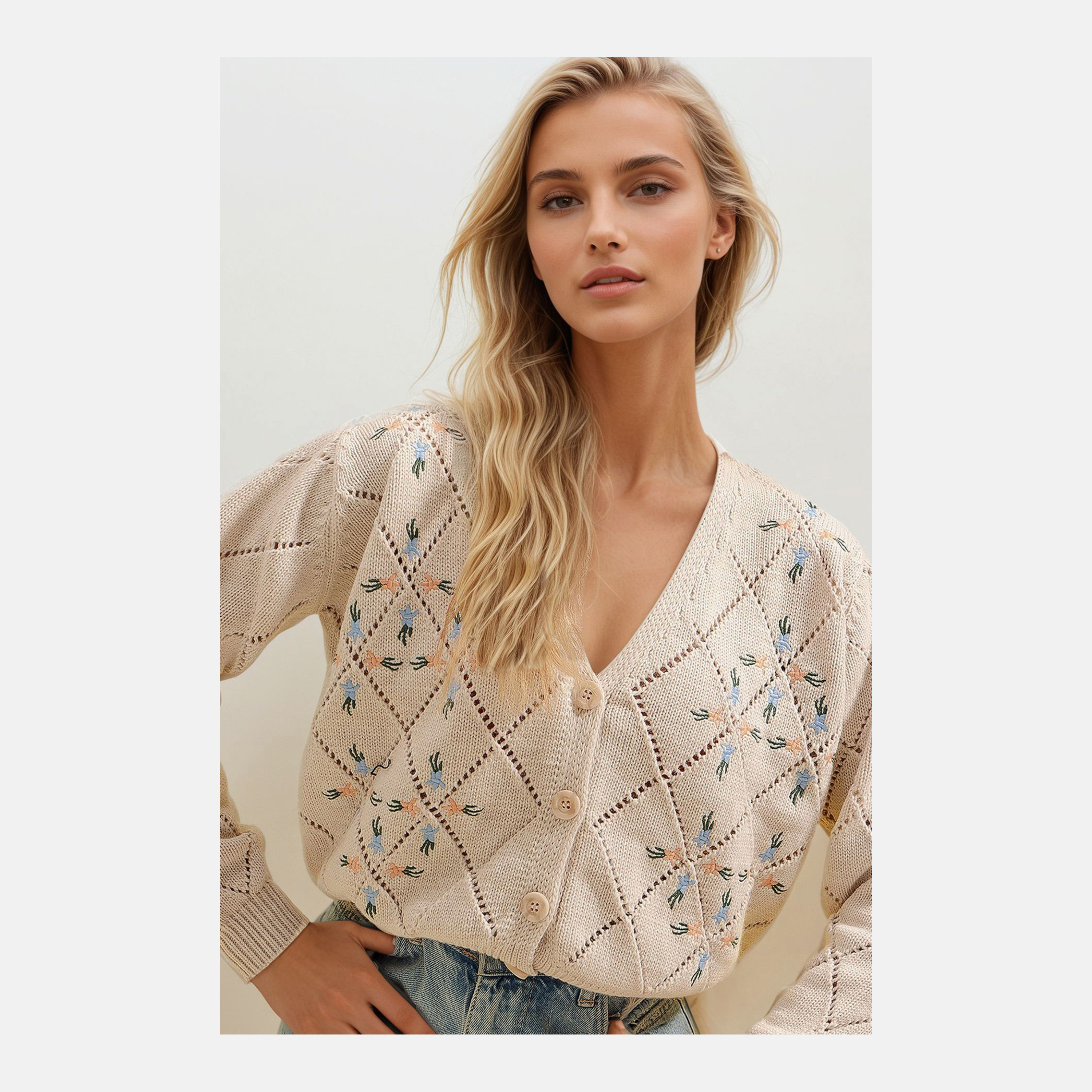 تريند ألاجاتي ستايل كارديجان نسائي بيج من الأكريليك المطرّز-women-winterwear-cardigansandjumpers-cardigans-image-1