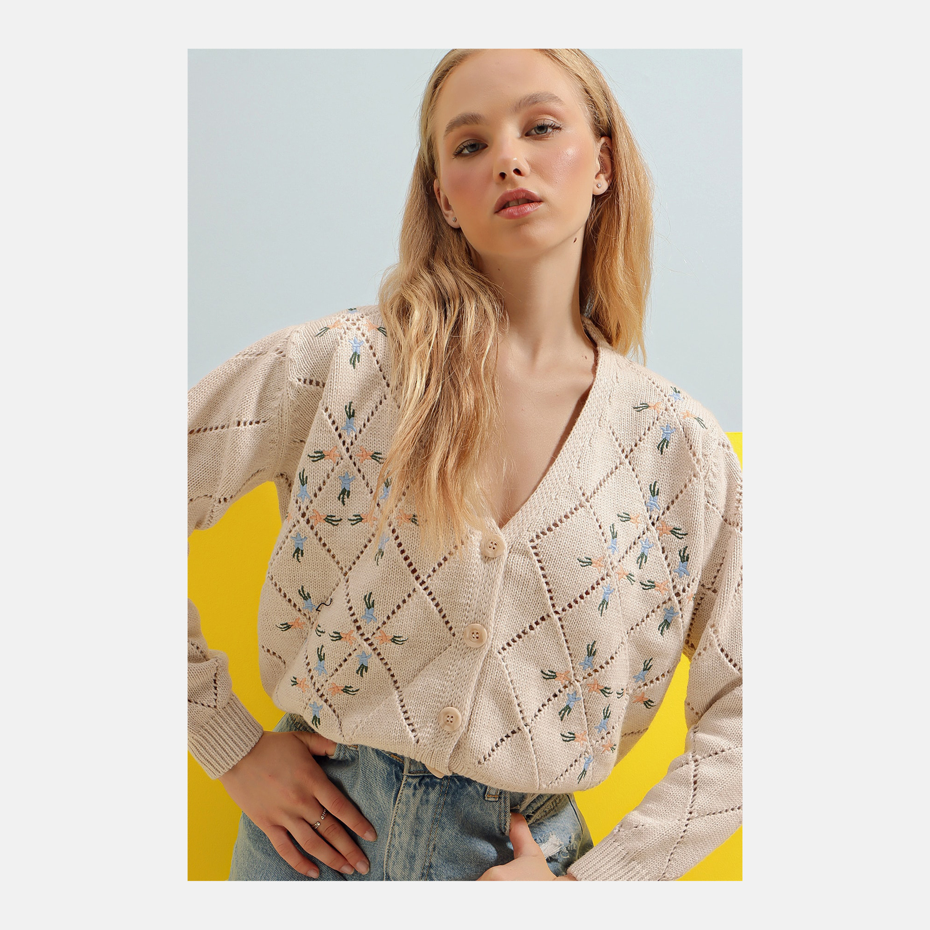 Trend Alacati Stili Embroidered Acrylic Beige Women's Cardigan-women-winterwear-cardigansandjumpers-cardigans-image-4
