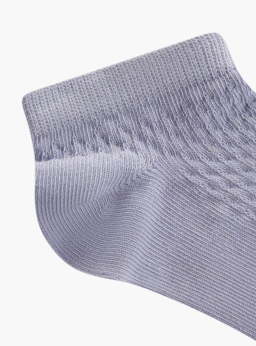 طقم جوارب 5 أزواج بارزة الملمس بطول الكاحل من ليتل ميسي-girls-accessories-socks-image-5