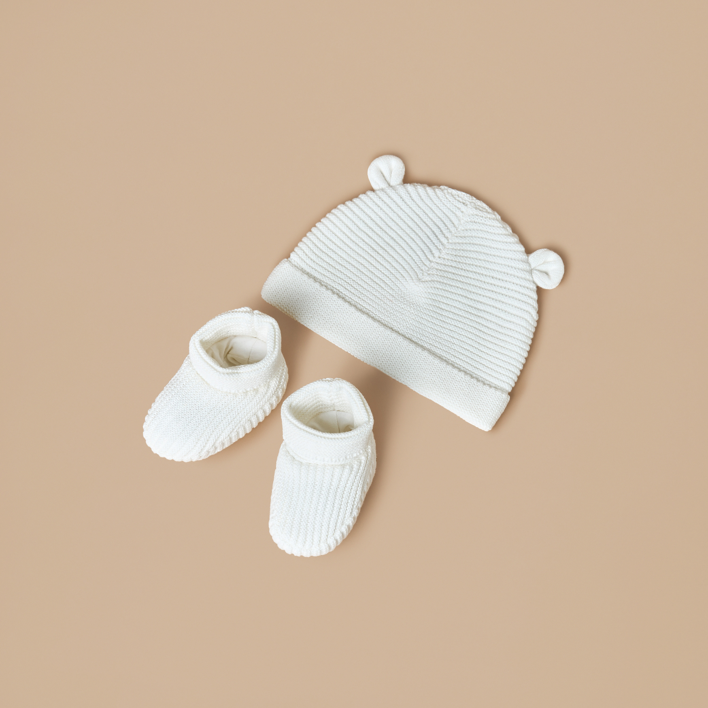 Juniors Ribbed Beanie Cap and Booties Set-baby-girls-accessories-caps-image-1
