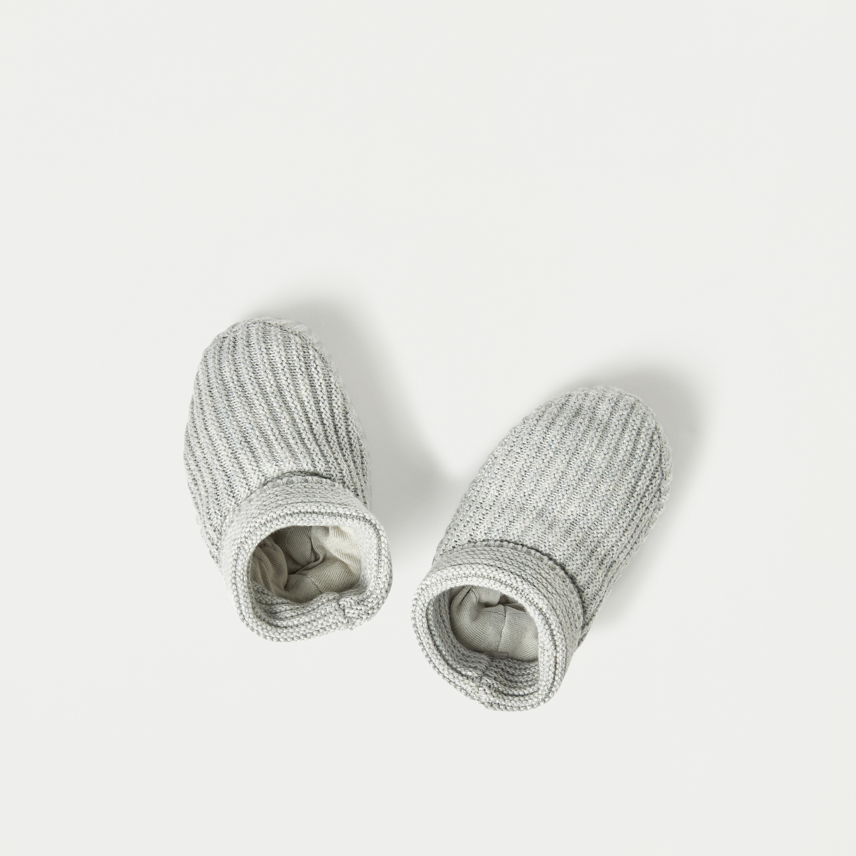 كاب بيني بارز الملمس مع بوت من جونيورز-baby-boys-accessories-caps-image-2