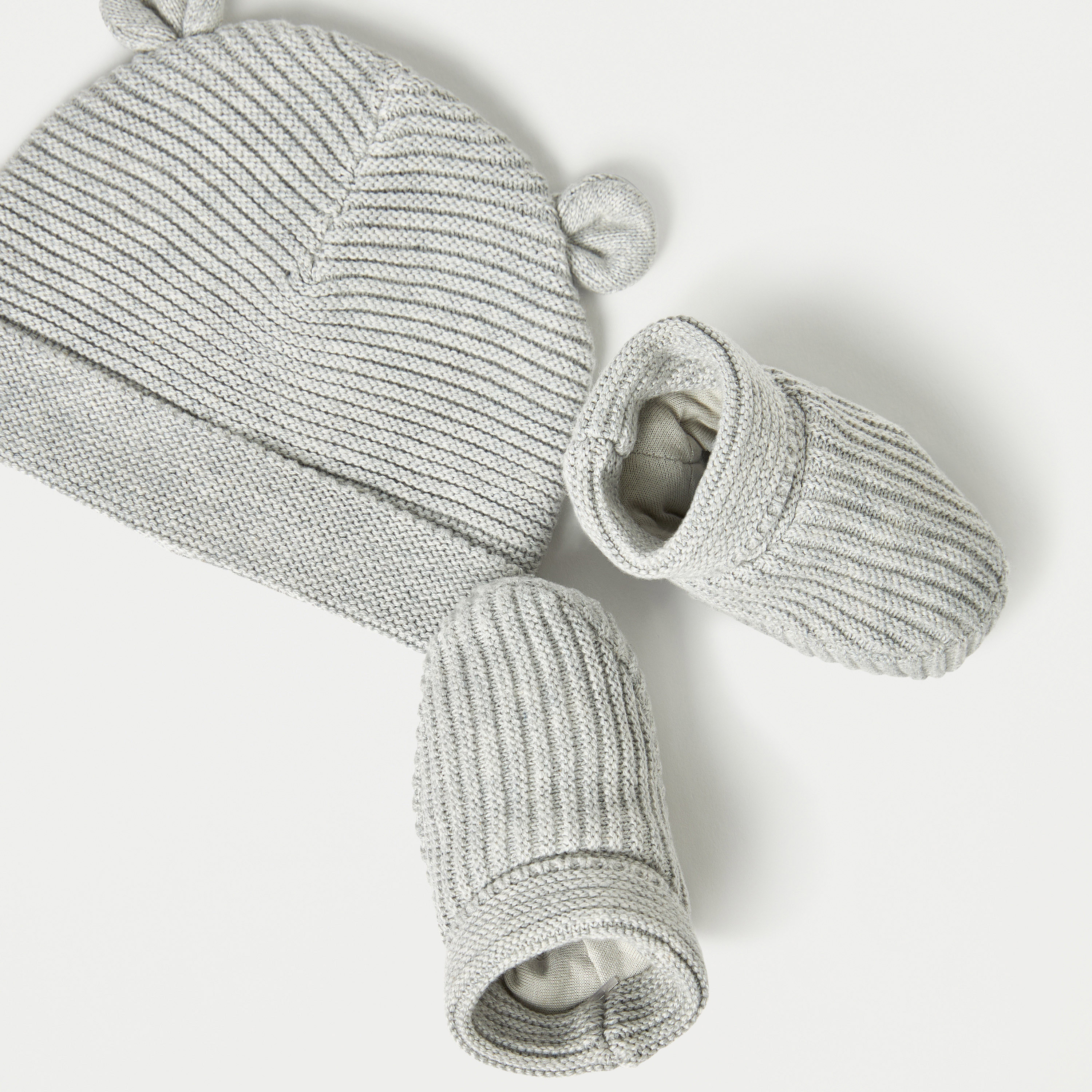 كاب بيني بارز الملمس مع بوت من جونيورز-baby-boys-accessories-caps-image-1