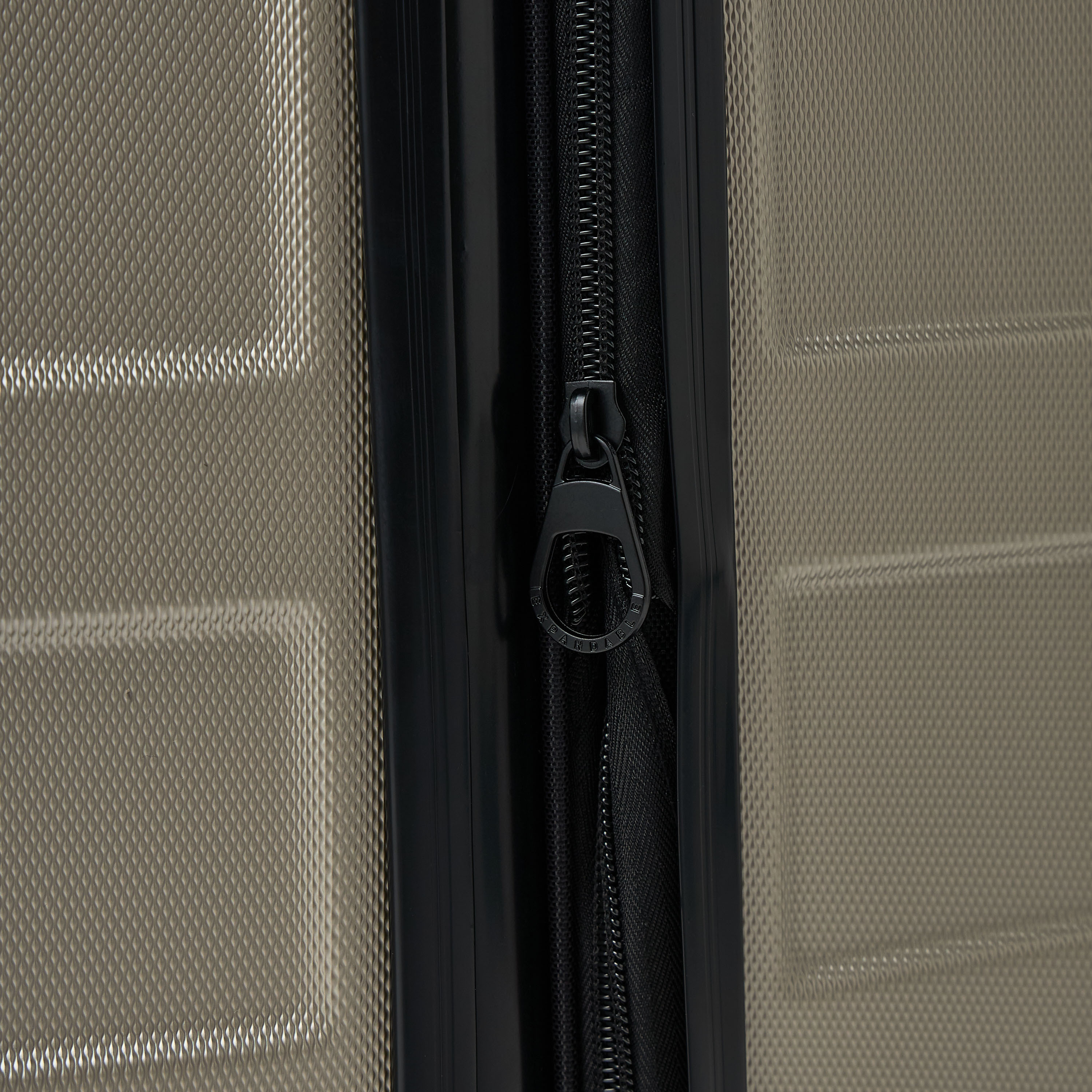 WAVE Textured Hardcase Trolley Bag with Retractable Handle - Set of 4-travel-luggagesandbags-luggage-image-9