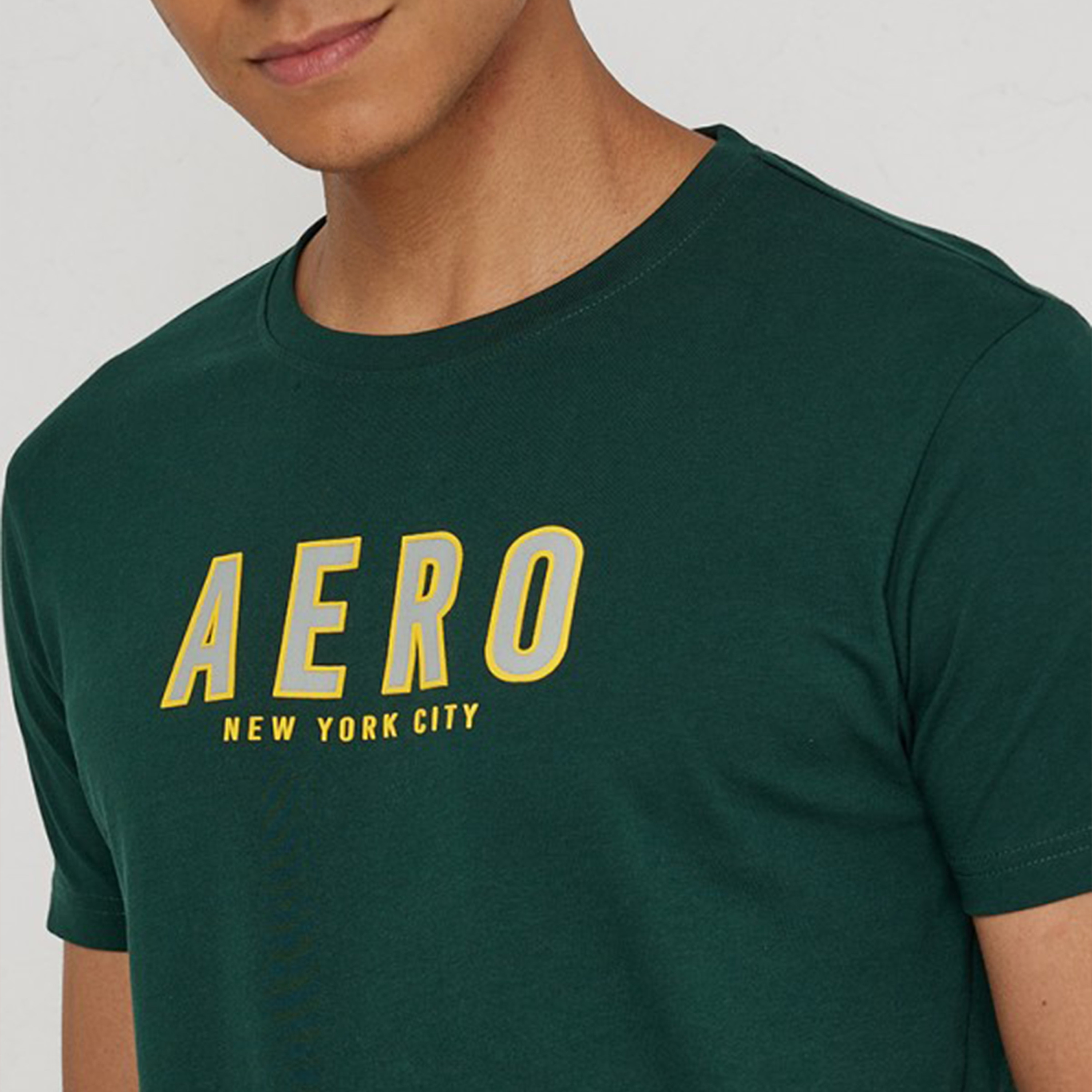 أيروبوستال- تي شيرت رجالي بغطاء للرأس وأكمام قصيرة وياقة مستديرة وشعار-men-clothing-tshirtsandpolos-tshirts-image-7