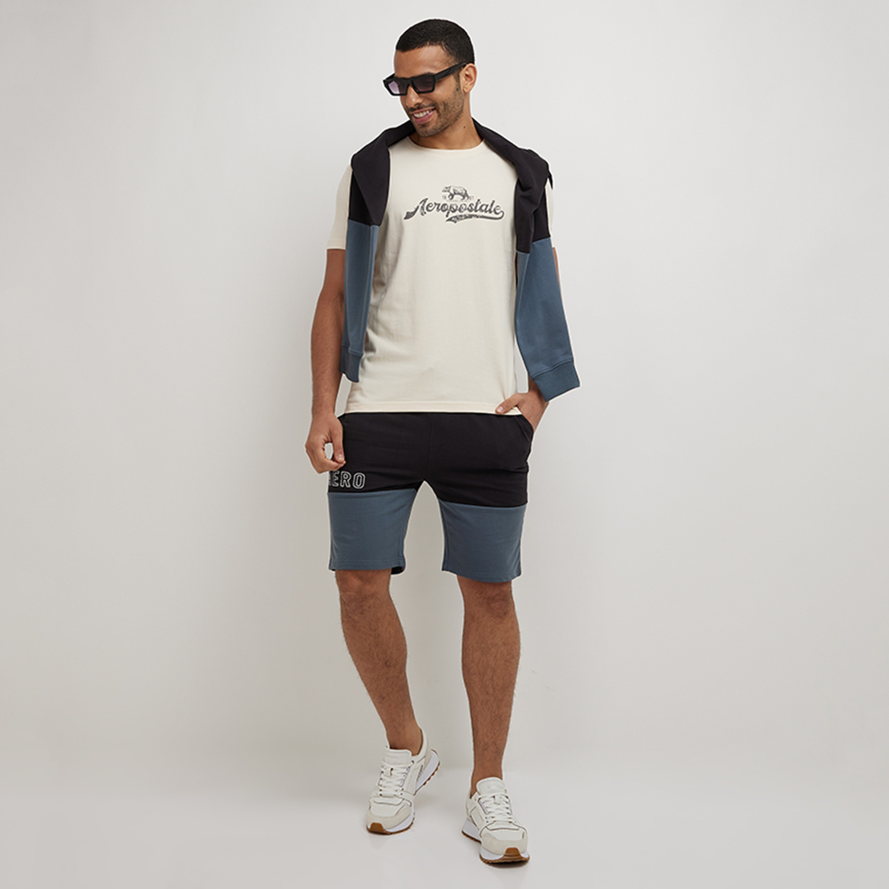 تي شيرت رجالي بأكمام قصيرة ورقبة دائرية وطبعة شعار من أيروبوستال-men-clothing-tshirtsandpolos-tshirts-image-2