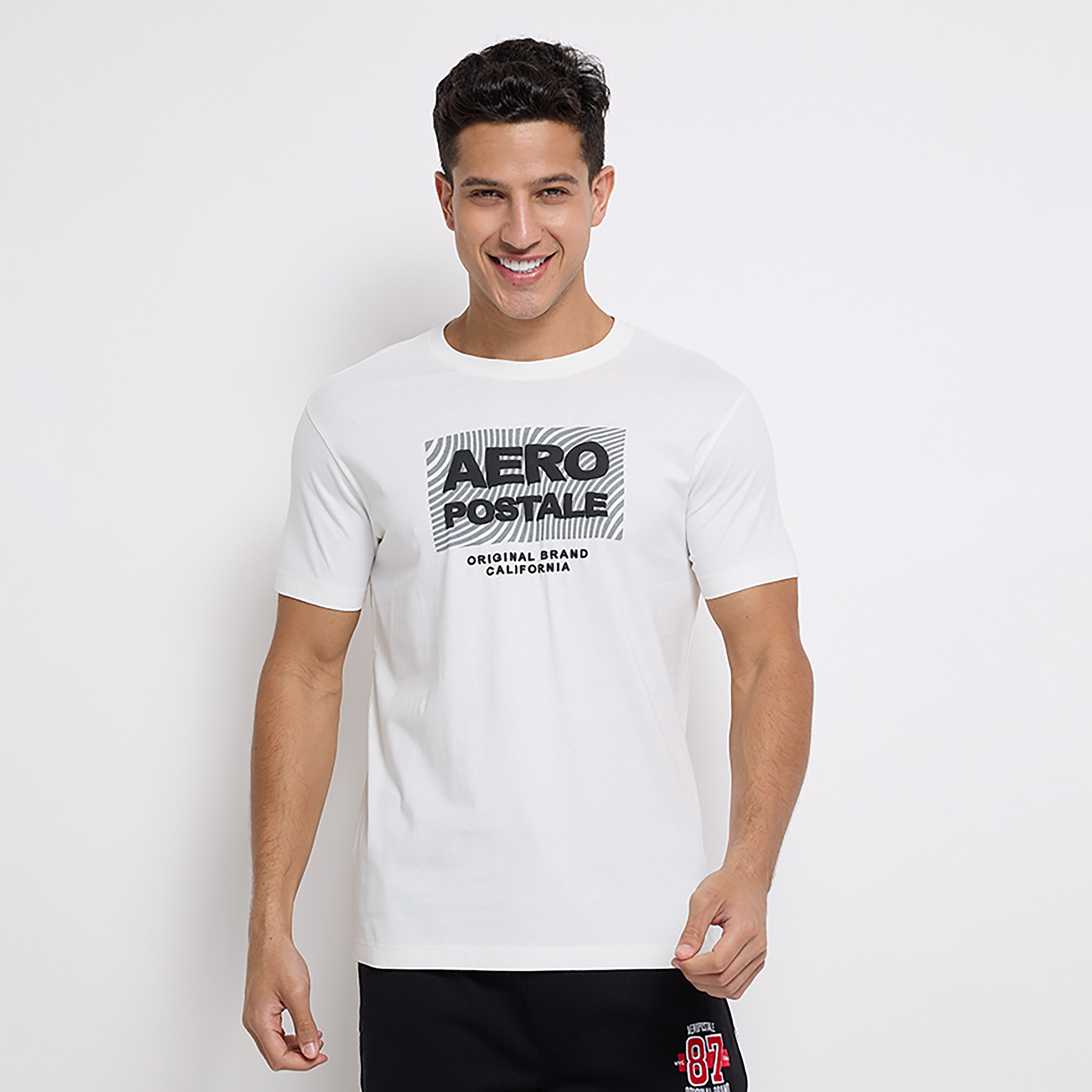 Aeropostale Logo Crew Neck Short Sleeves T-Shirt-men-clothing-tshirtsandpolos-tshirts-image-1