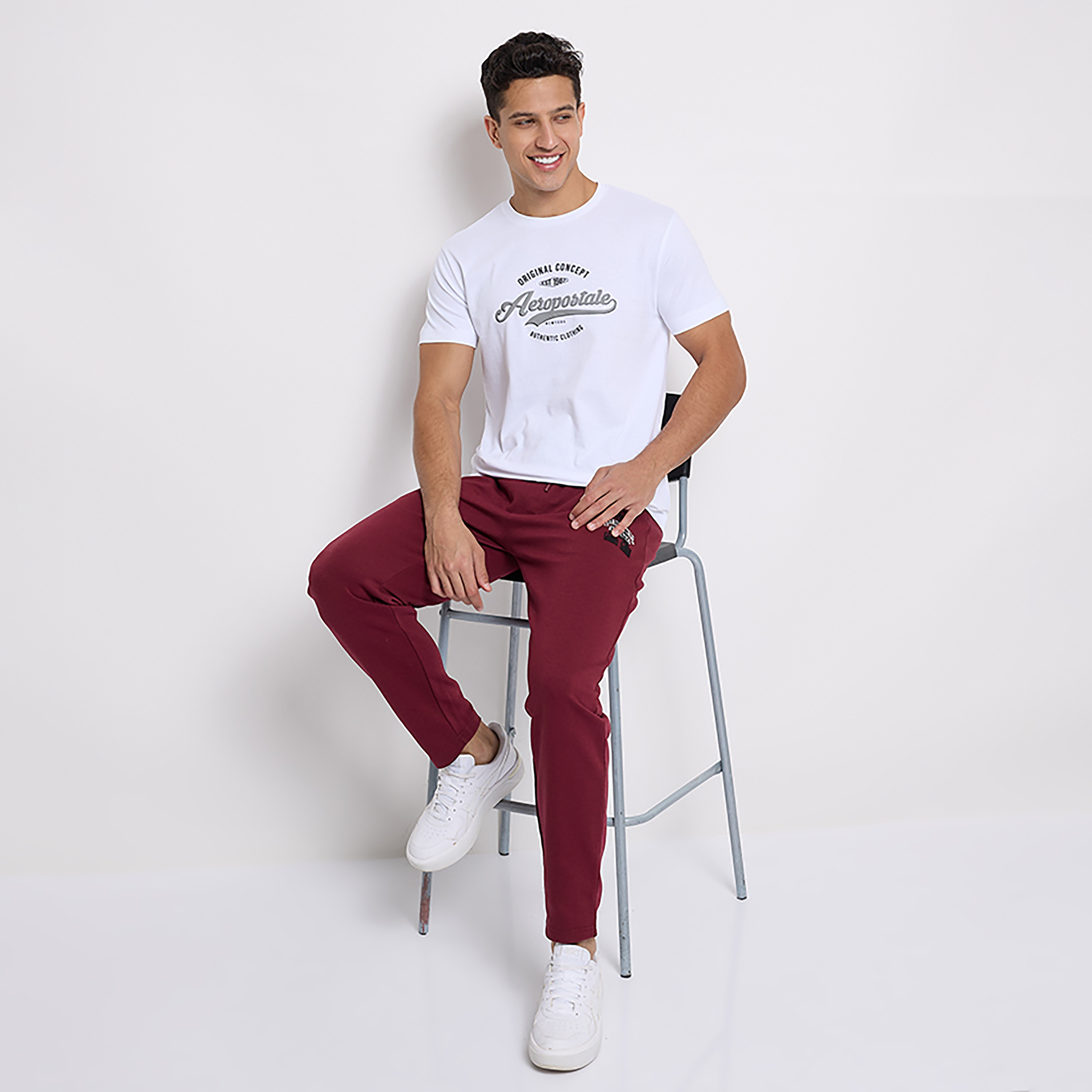 تي شيرت من ايروبوستال بأكمام قصيرة و ياقة مستديرة مع شعار-men-clothing-tshirtsandpolos-tshirts-image-6