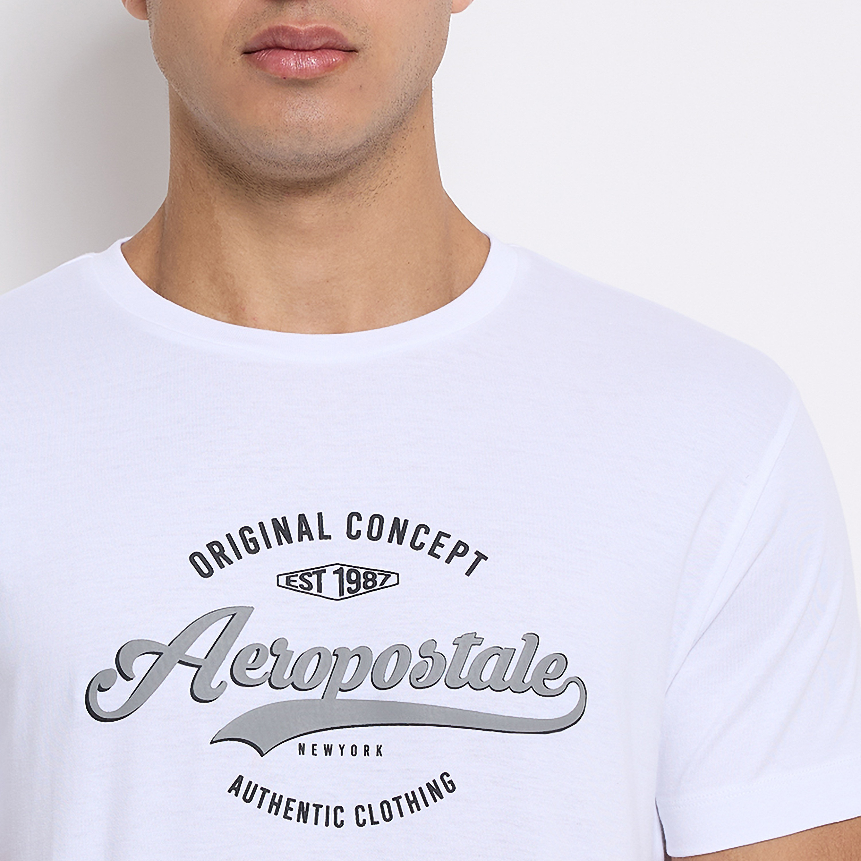 تي شيرت من ايروبوستال بأكمام قصيرة و ياقة مستديرة مع شعار-men-clothing-tshirtsandpolos-tshirts-image-7