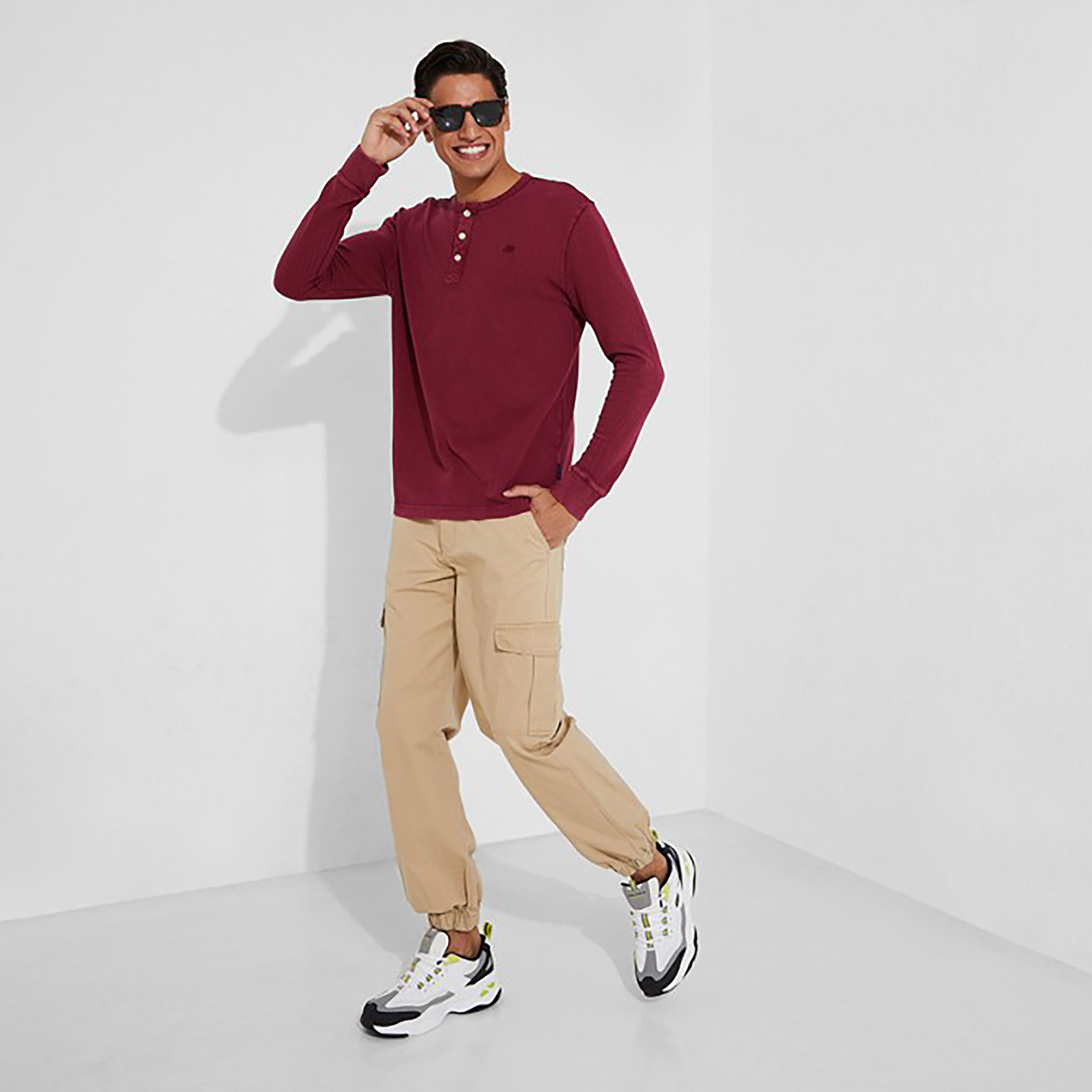 Aeropostale Textured Henley Neck Long Sleeves T-Shirt-men-clothing-tshirtsandpolos-tshirts-image-2