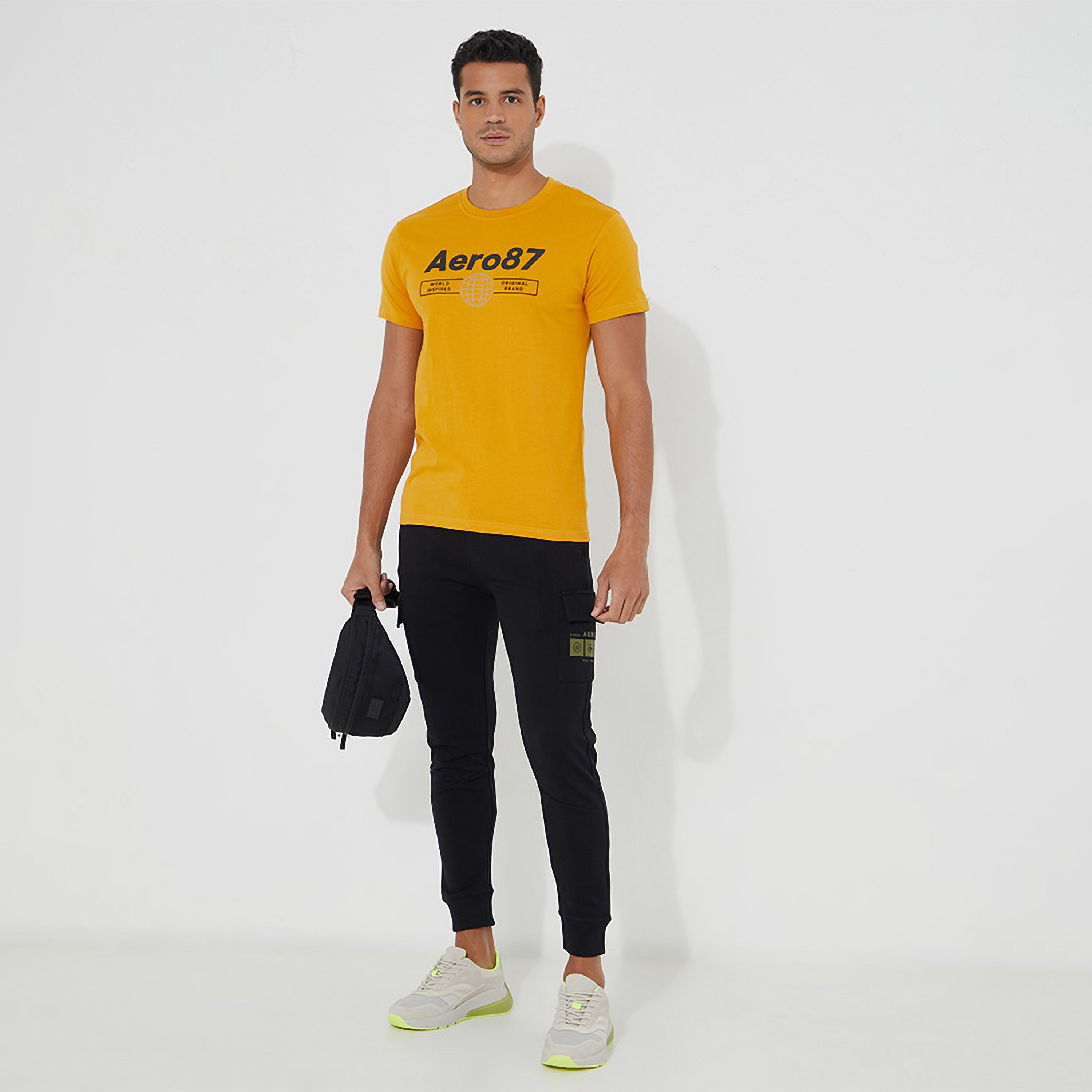 تي شيرت رجالي بأكمام قصيرة وياقة دائرية وشعار من أيروبوستال-men-clothing-tshirtsandpolos-tshirts-image-6