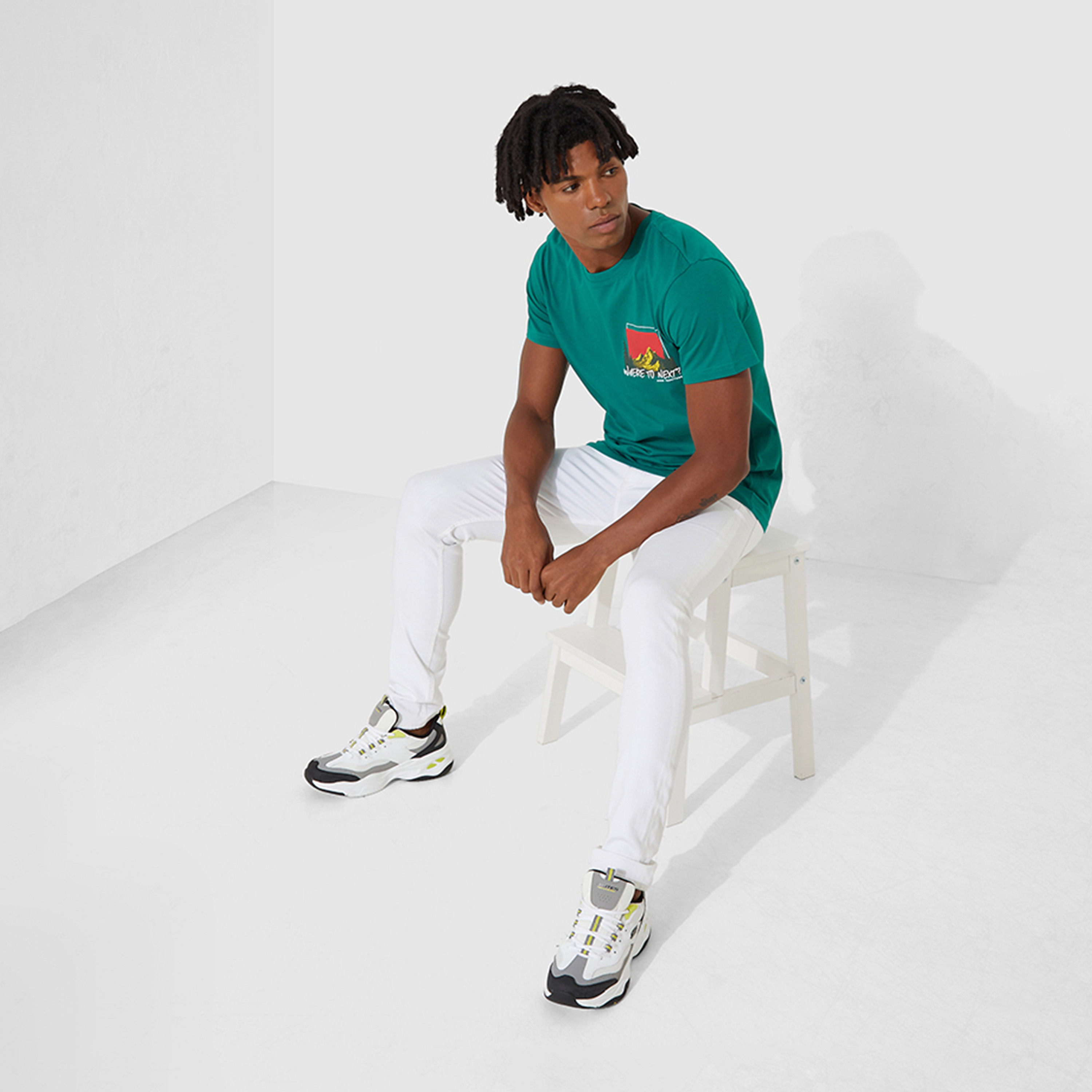Aeropostale Men's Graphic Crew Neck Short Sleeves T-shirt-men-clothing-tshirtsandpolos-tshirts-image-2