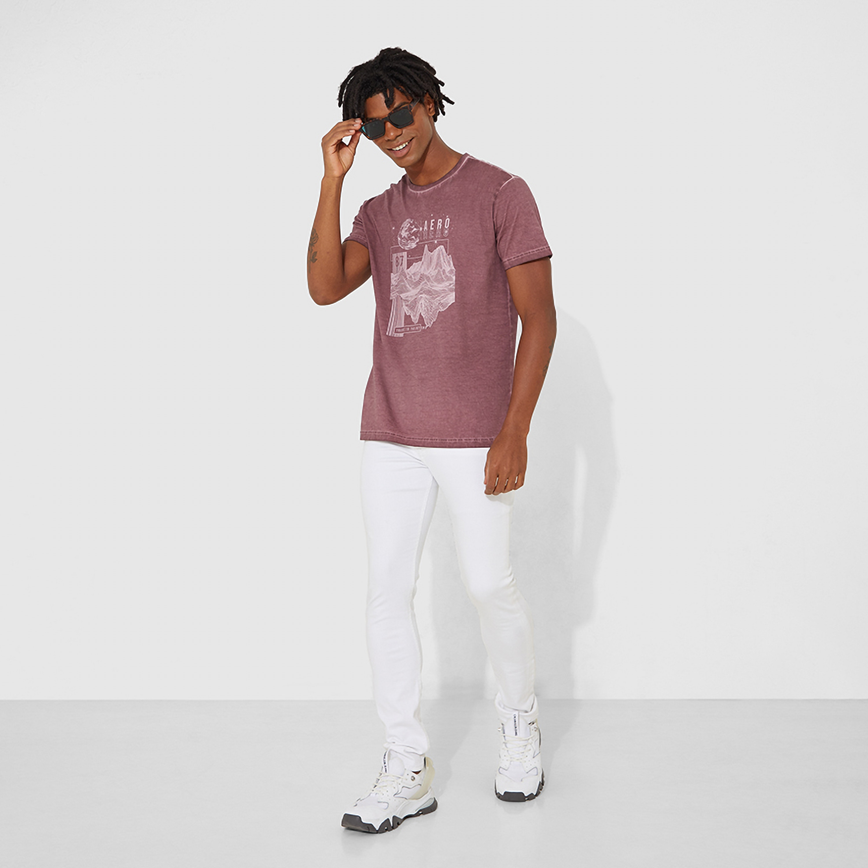 تي شيرت رجالي مطبوع برقبة دائرية وأكمام قصيرة من أيروبوستال-men-clothing-tshirtsandpolos-tshirts-image-2
