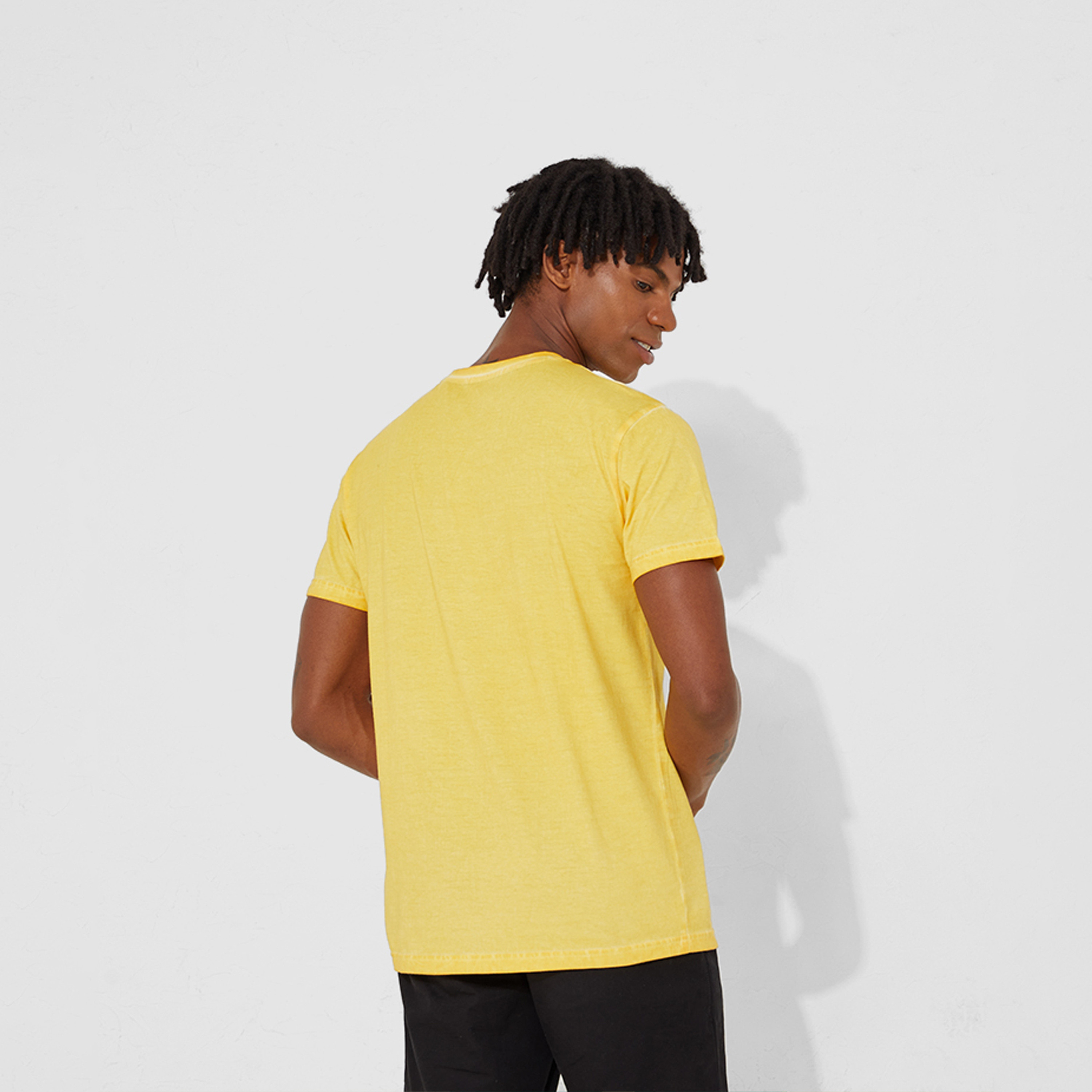ايروبوستيل- تي شيرت رجالي برسومات جرافيكية وأكمام قصيرة وياقة دائرية-men-clothing-tshirtsandpolos-tshirts-image-4