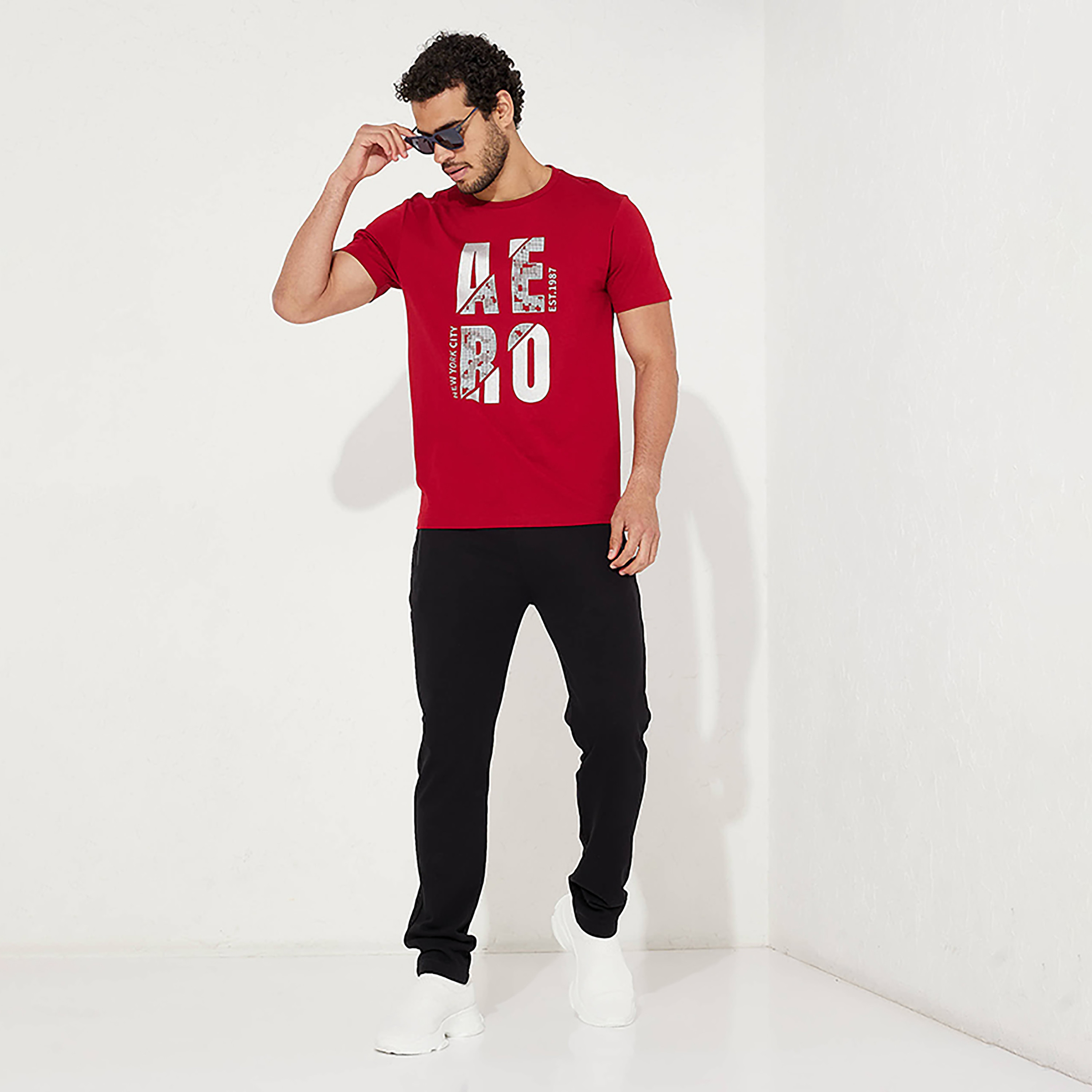 تي شيرت مطبوع عليه لوجو ايروبوستال بياقة مستديرة وأكمام قصيرة-men-clothing-tshirtsandpolos-tshirts-image-6