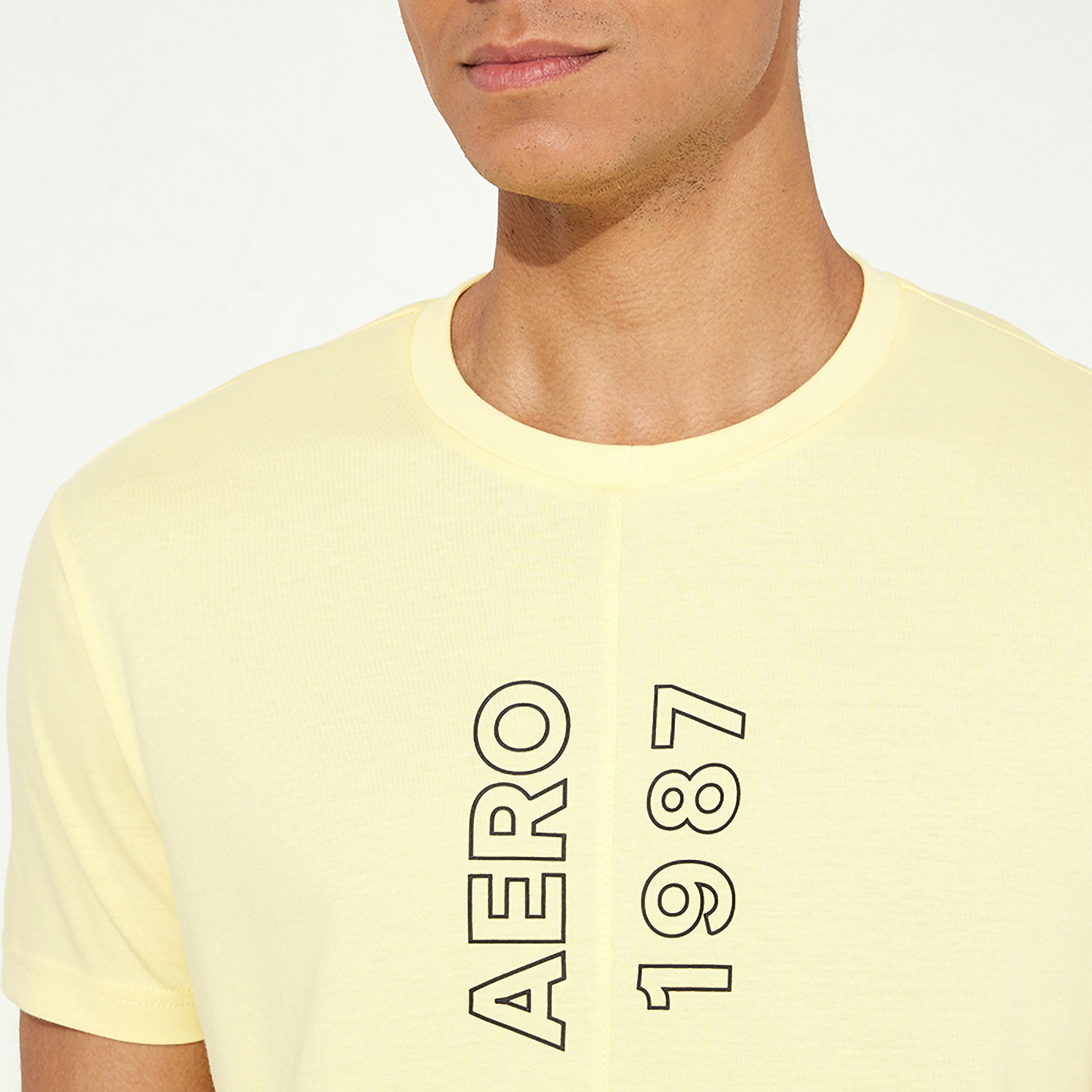 تي شيرت رجالي بأكمام قصيرة وياقة دائرية وشعار من أيروبوستال-men-clothing-tshirtsandpolos-tshirts-image-7