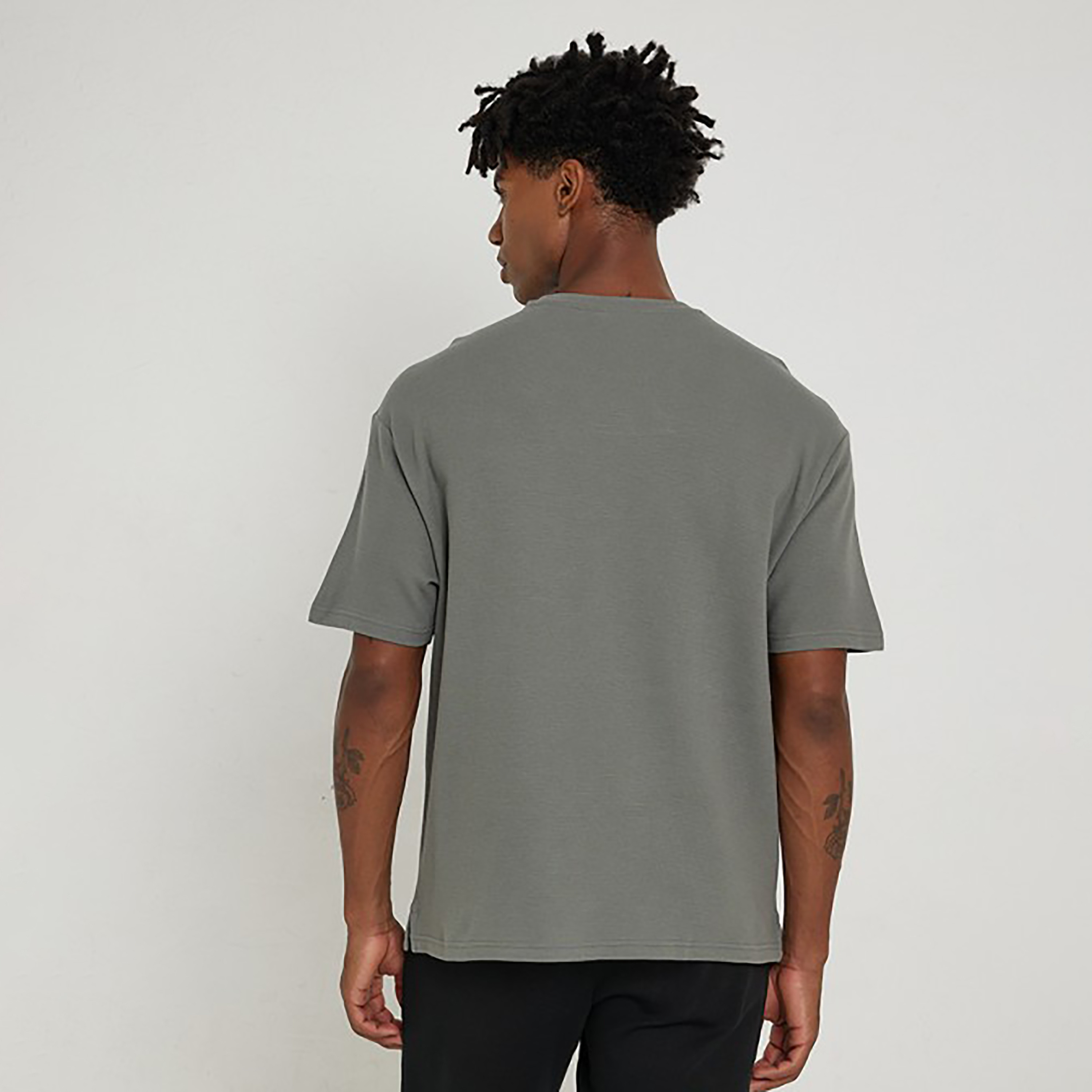 Aeropostale Plain Crew Neck Short Sleeves T-Shirt-men-clothing-tshirtsandpolos-tshirts-image-4