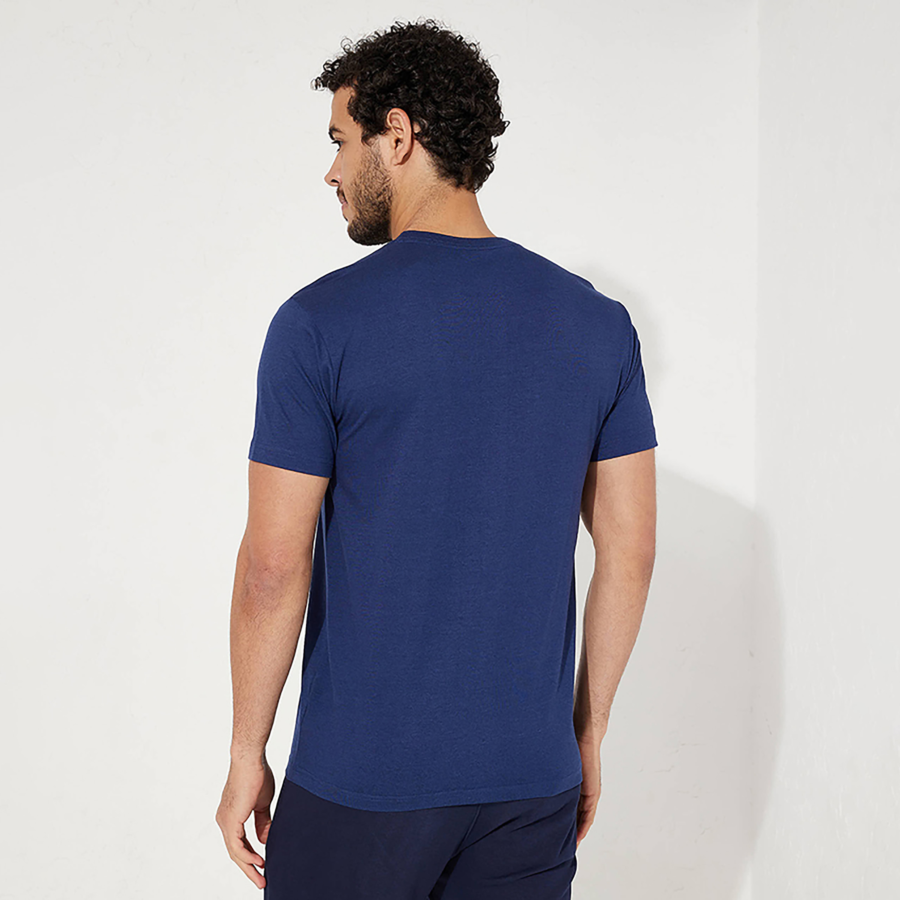 تي شيرت سادة بياقة مستديرة وأكمام قصيرة من ايروبوستال-men-clothing-tshirtsandpolos-tshirts-image-4